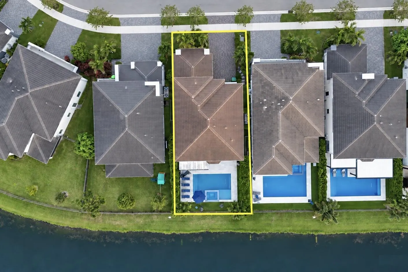 10733 AQUA Court