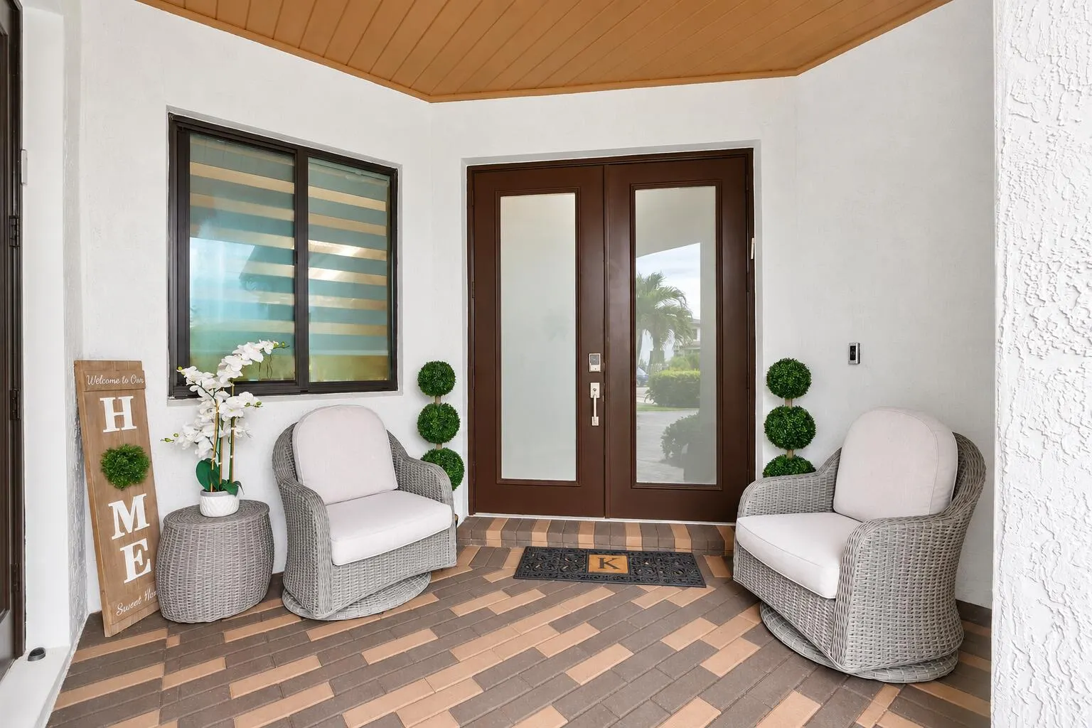 10733 AQUA Court