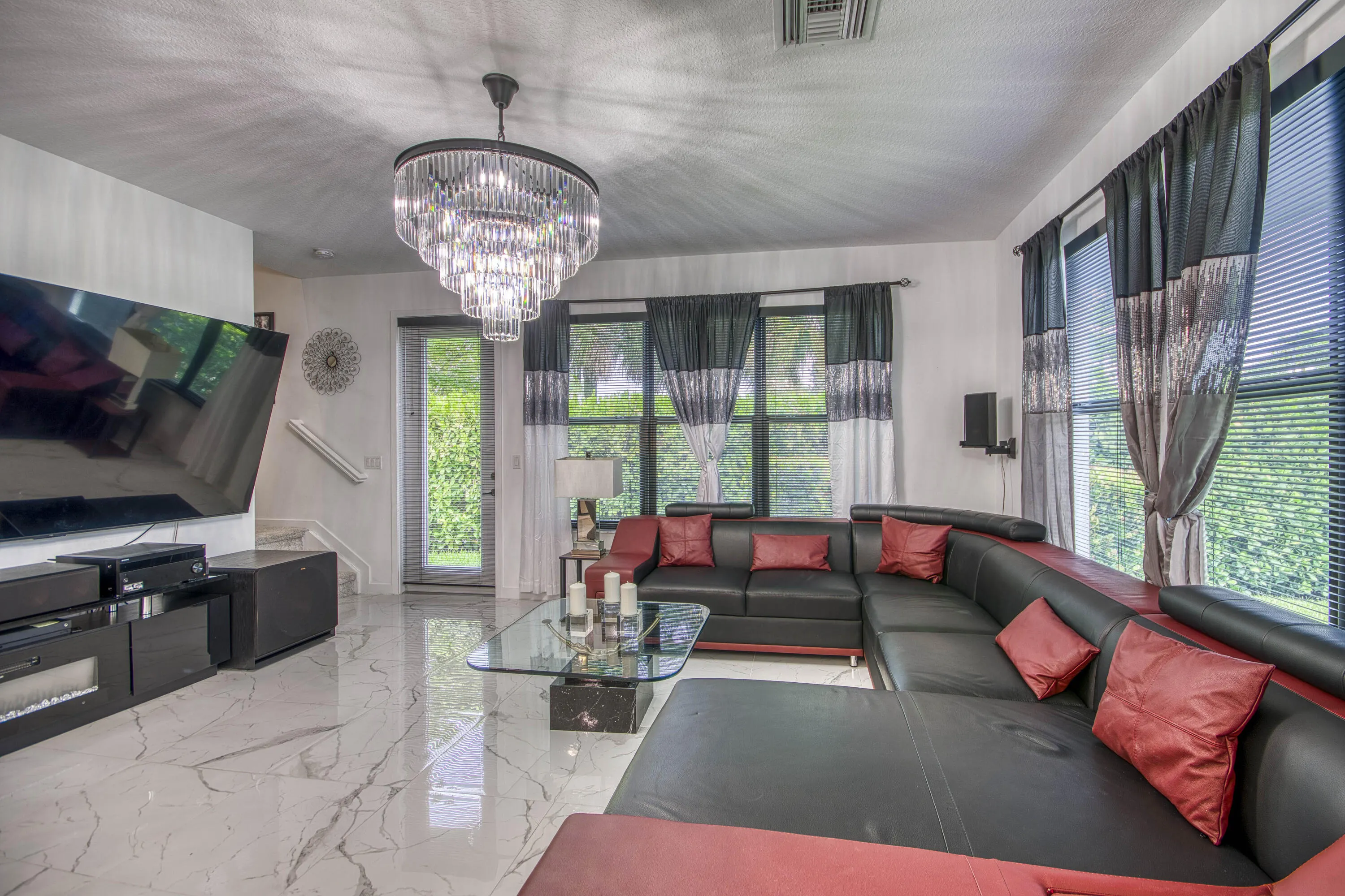 8635 Antarus Drive