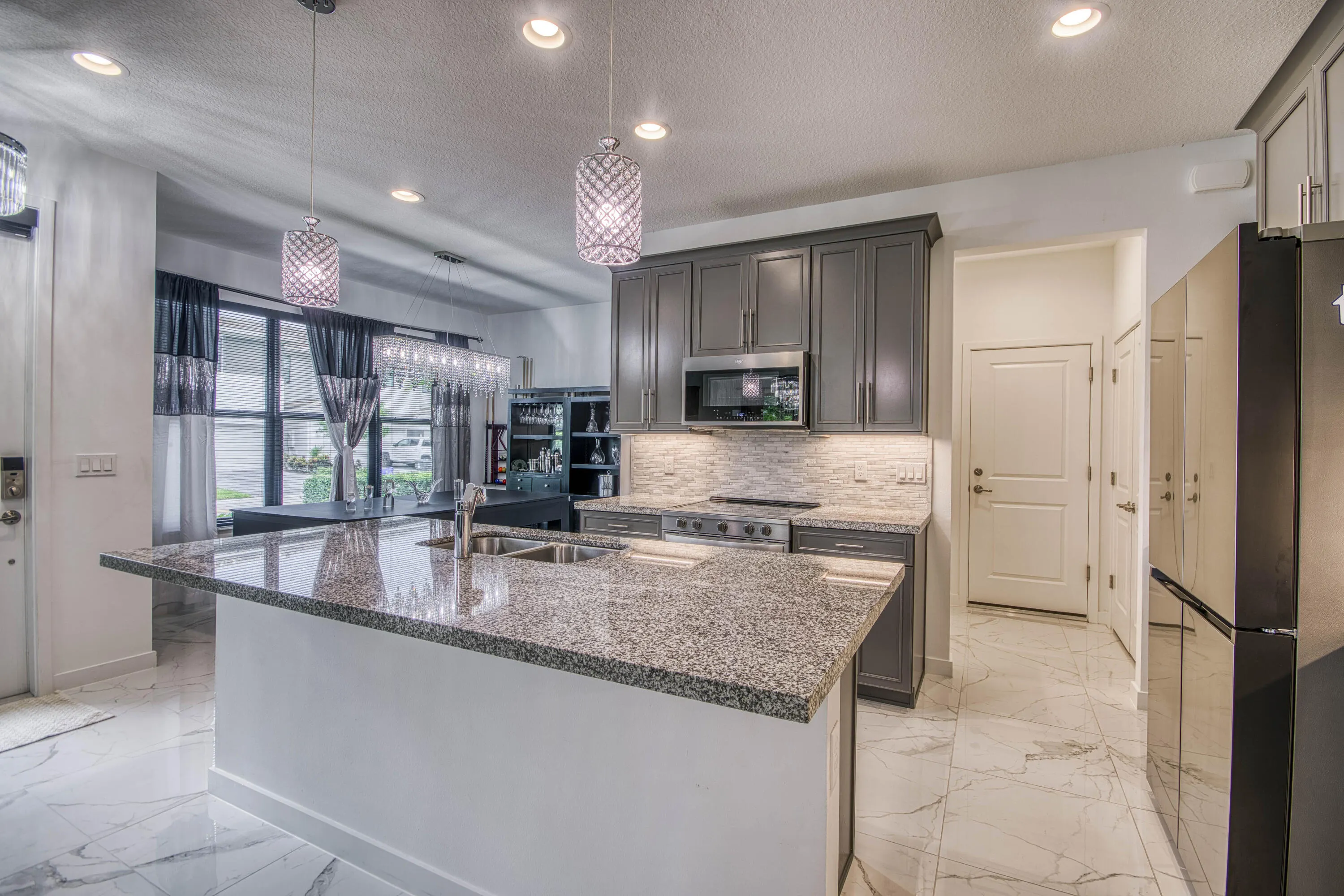 8635 Antarus Drive