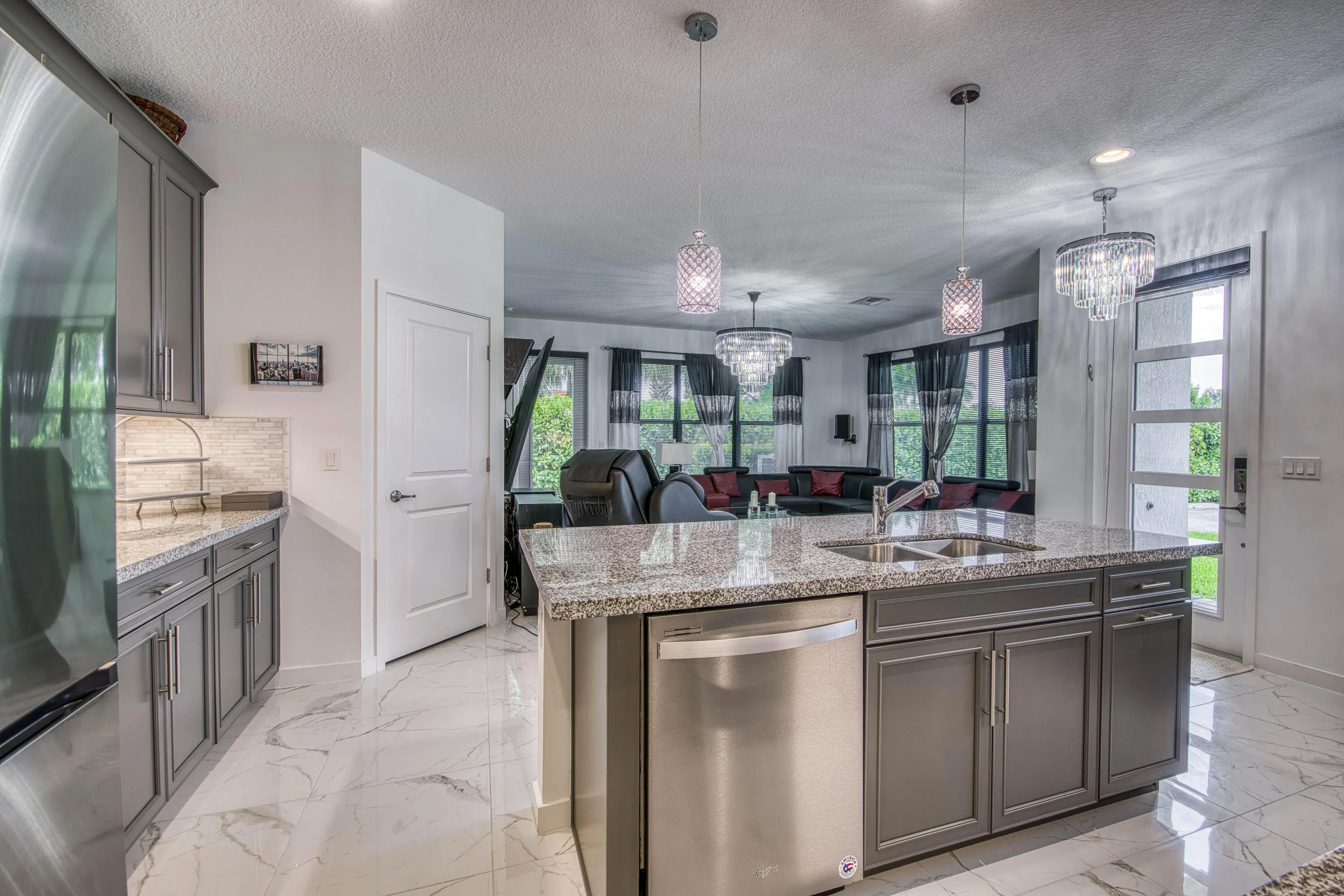 8635 Antarus Drive