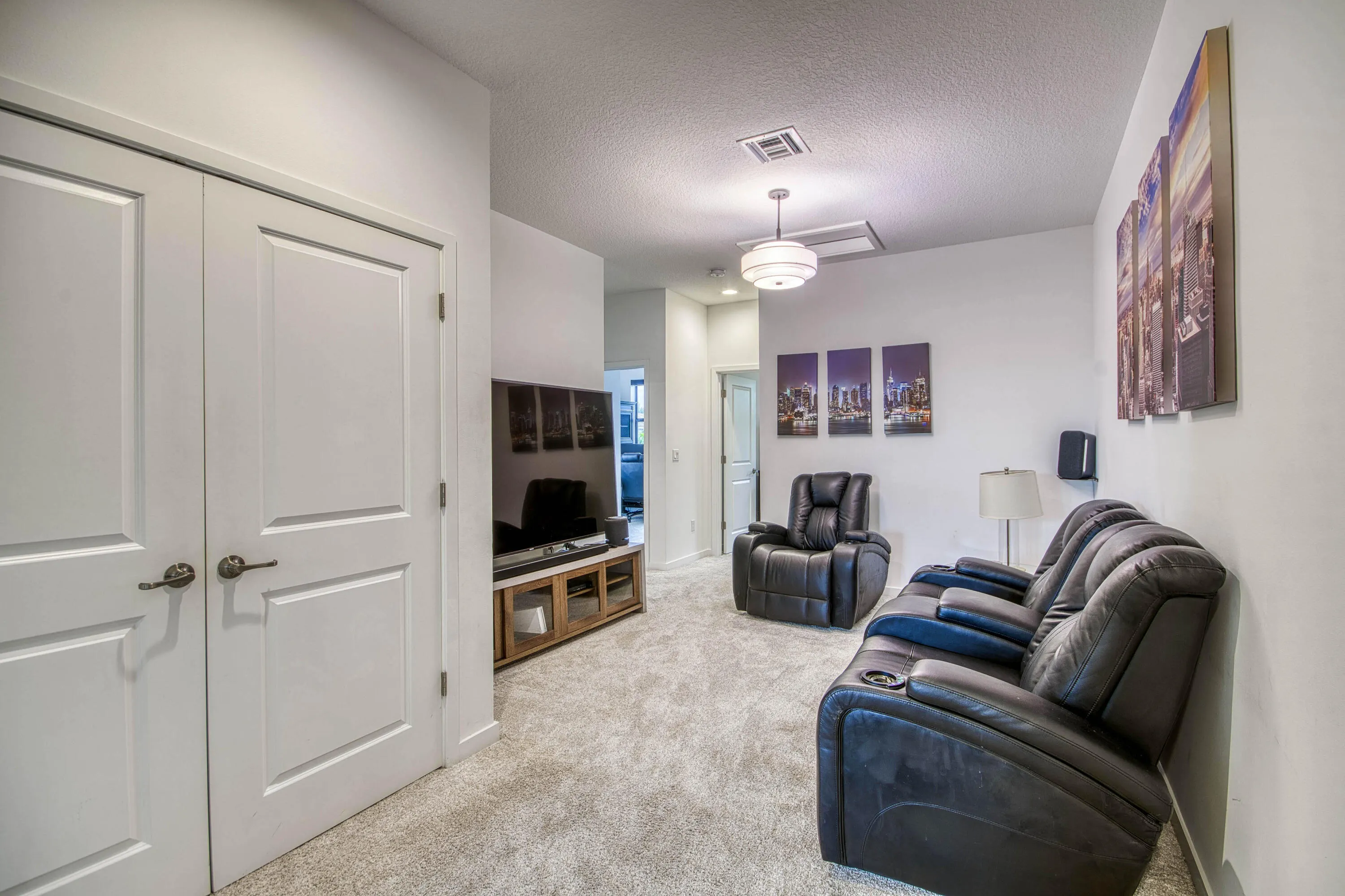 8635 Antarus Drive