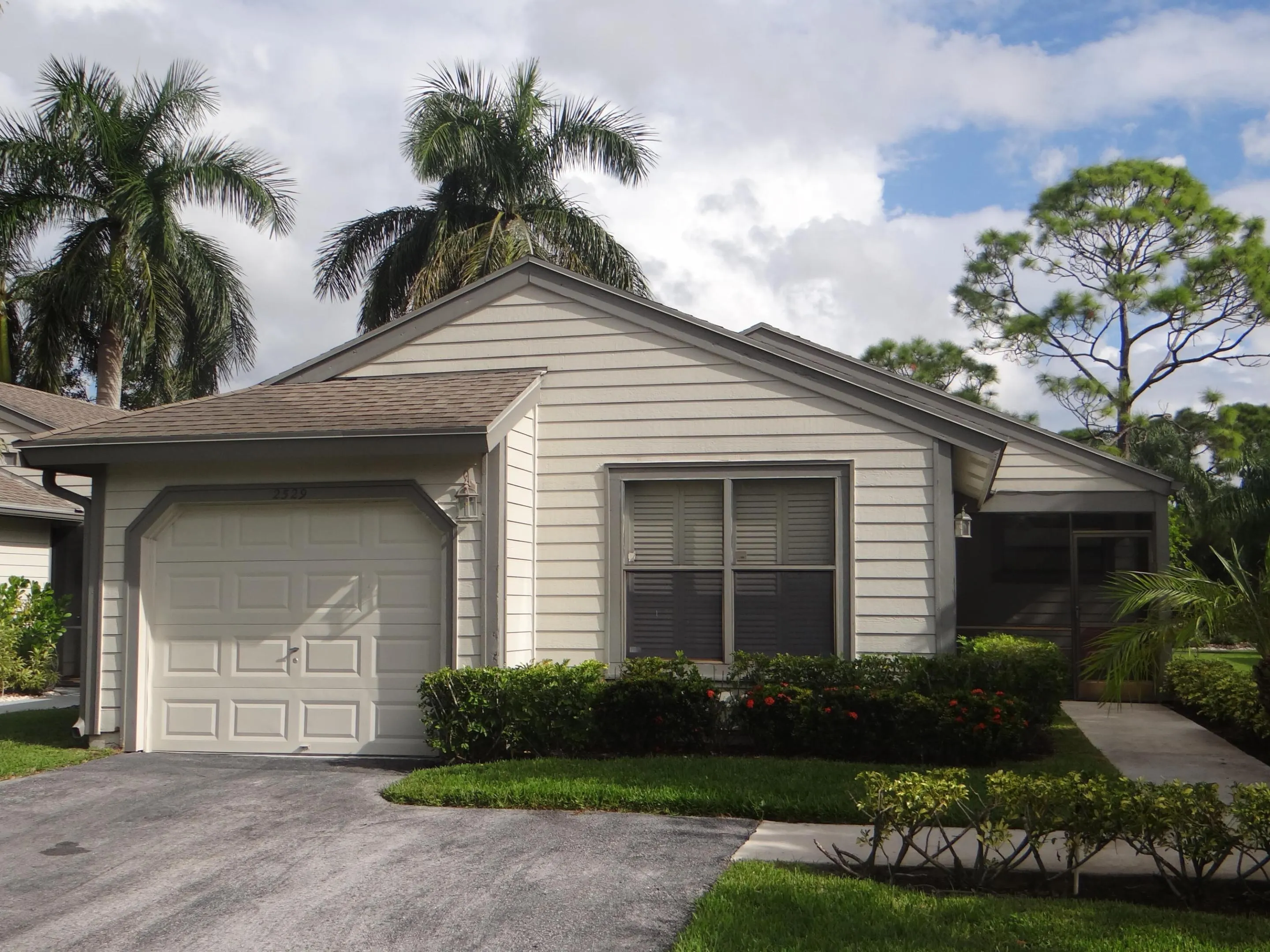 2529 BEDFORD MEWS Drive