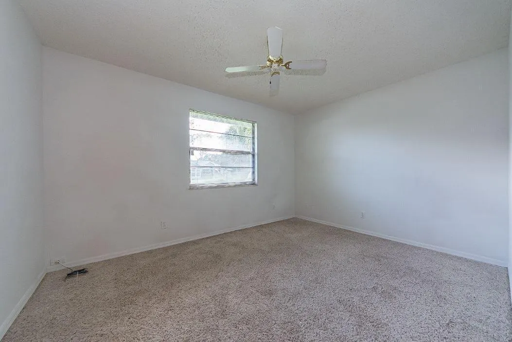 1636 20th Place SW