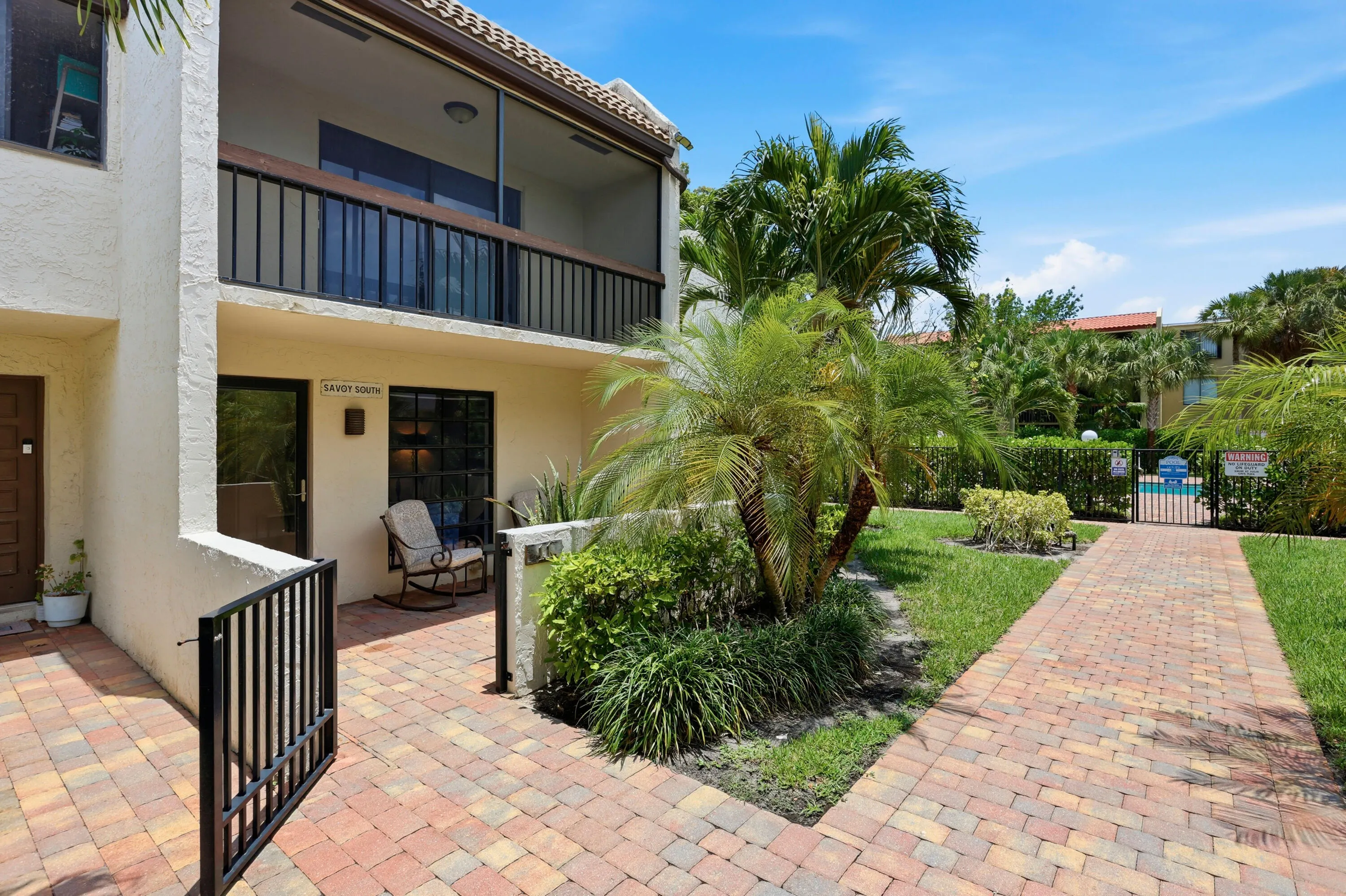 721 SE 1st Way #C11