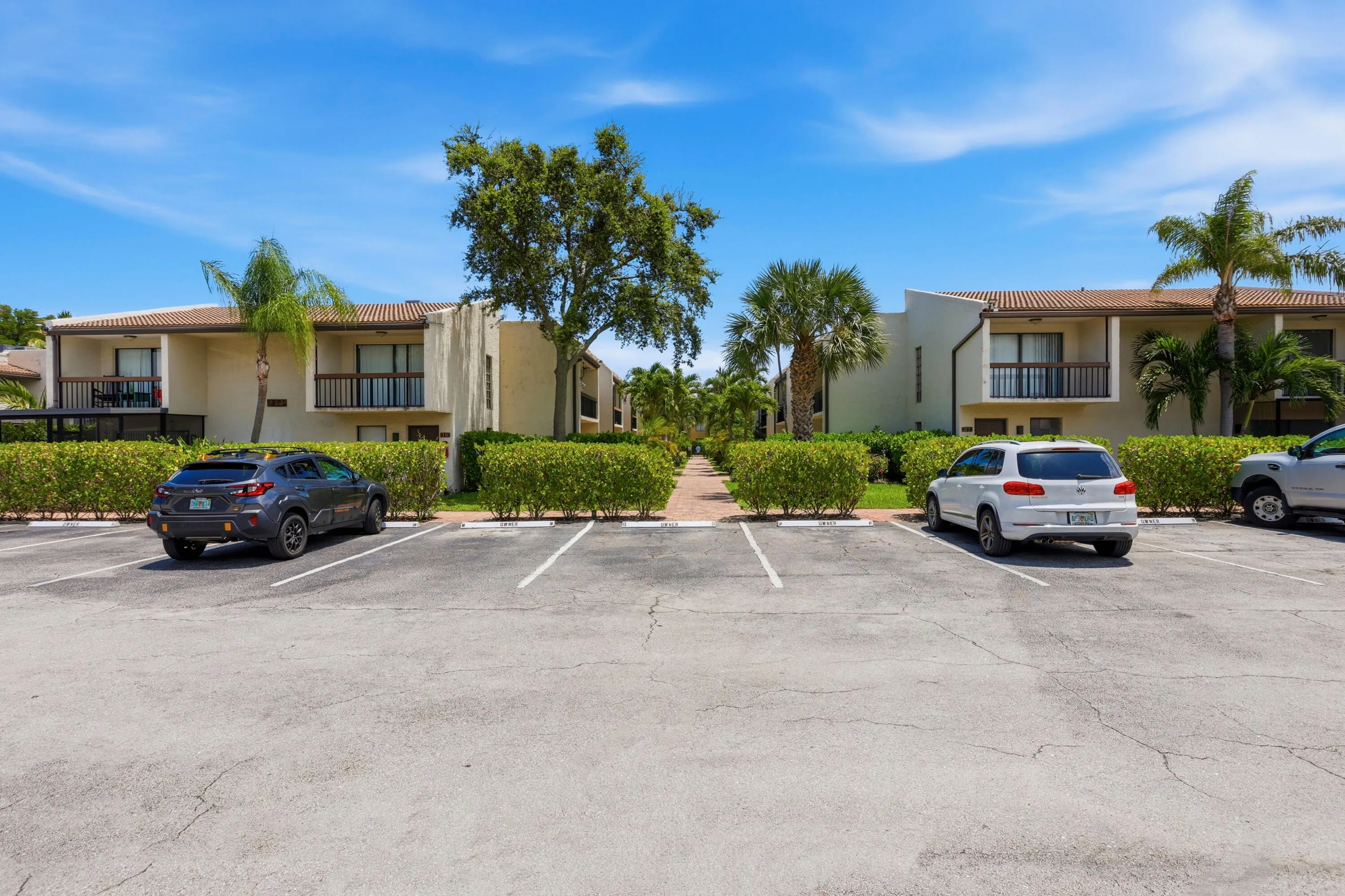 721 SE 1st Way #C11