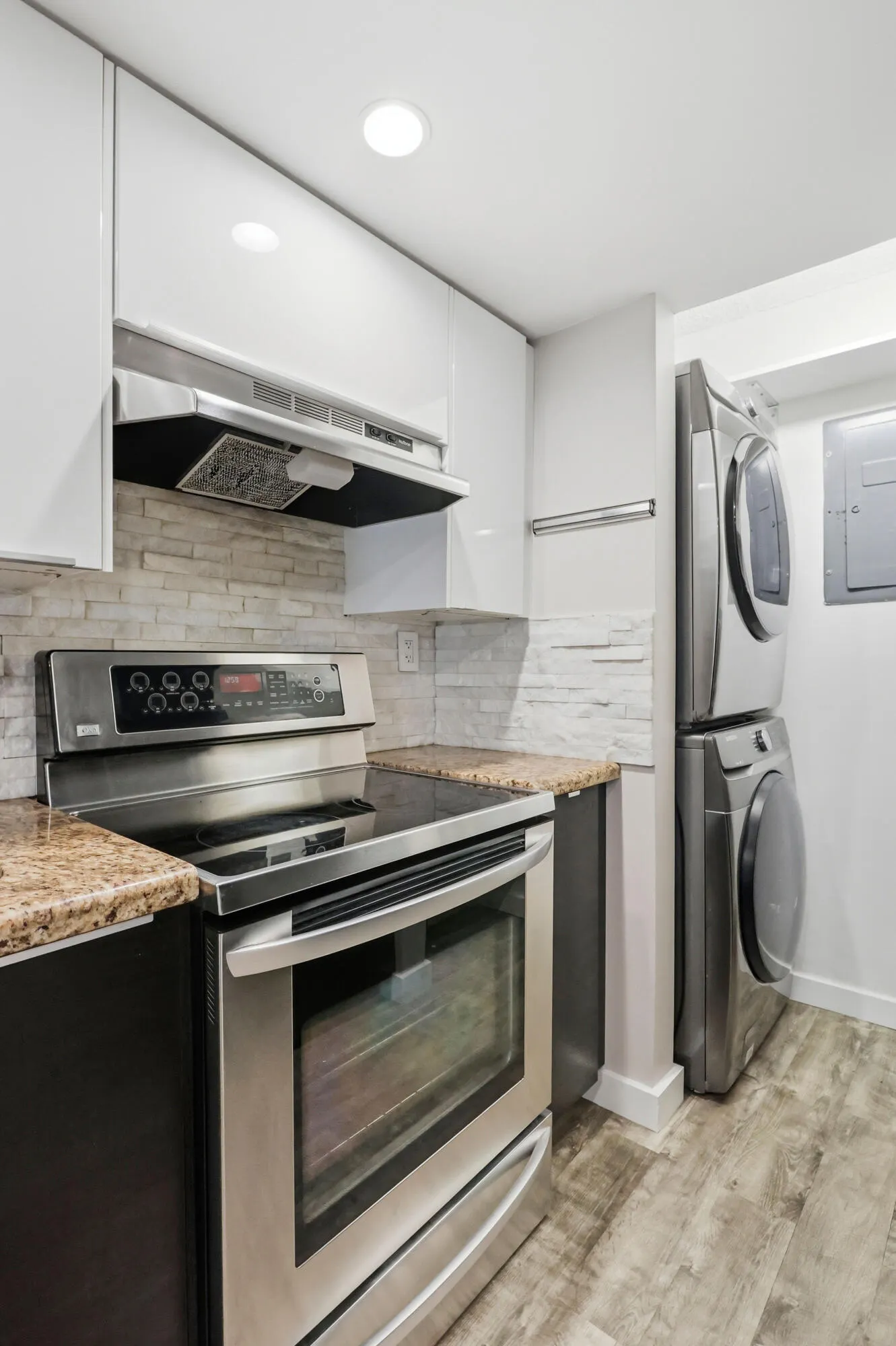 721 SE 1st Way #C11