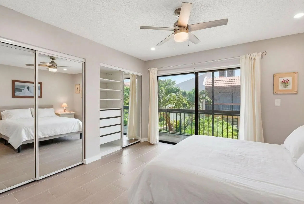 721 SE 1st Way #C11