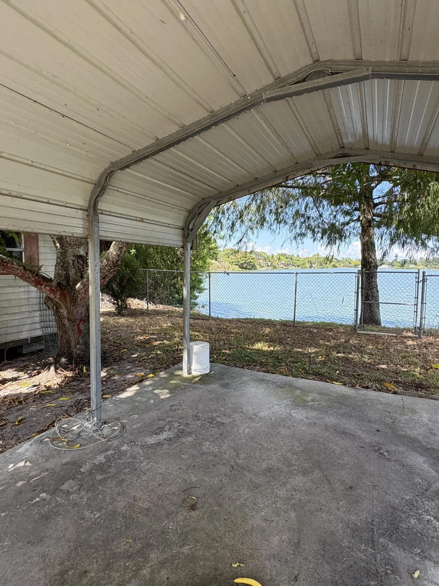 1580 RIDGDILL Road
