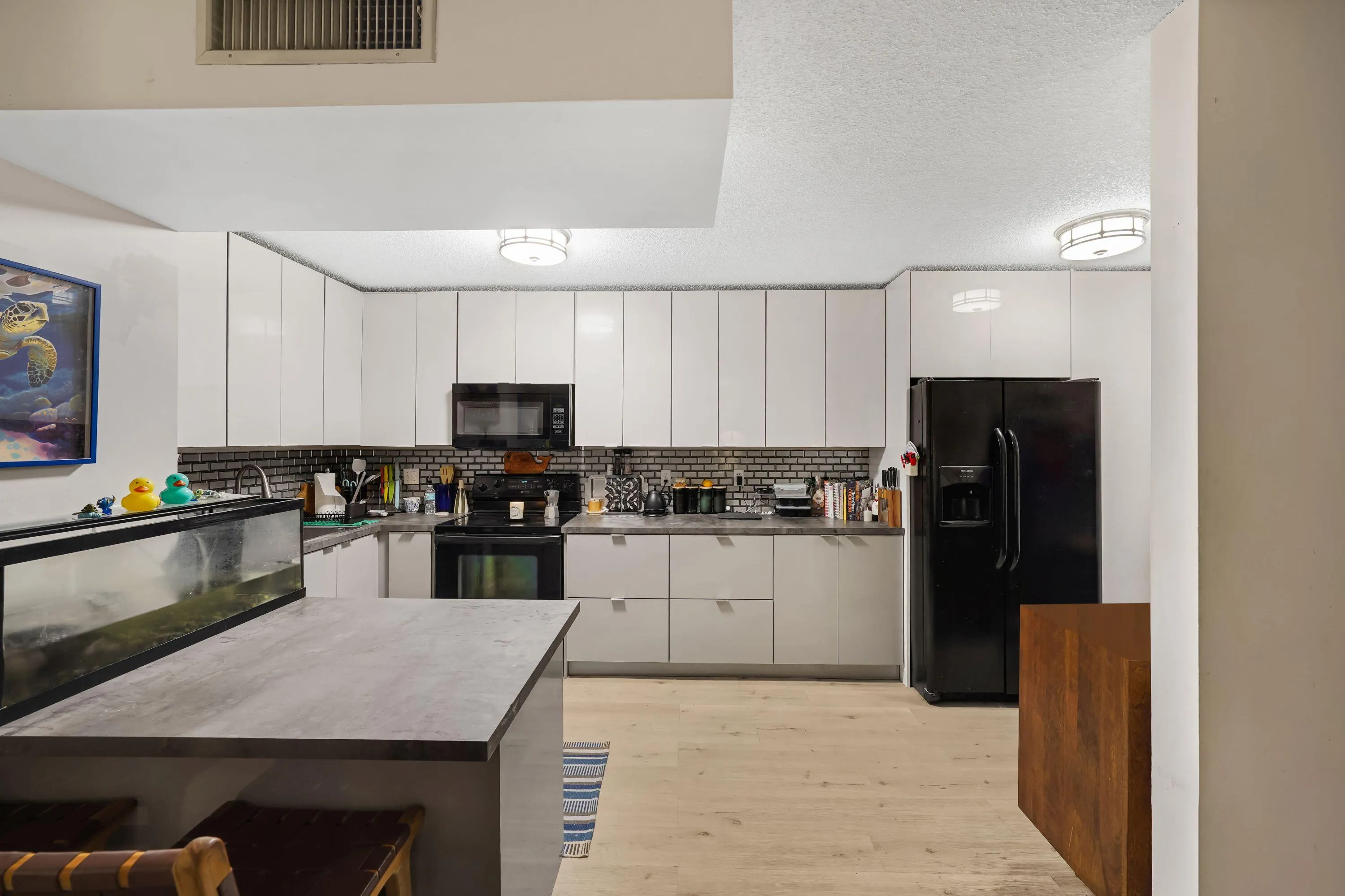 5486 COURTYARD Drive #5486