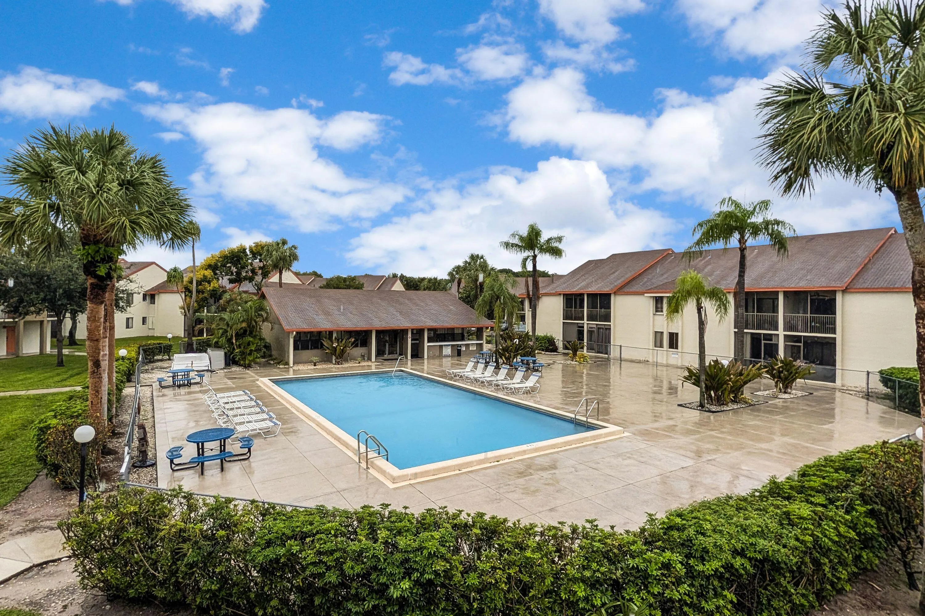 5486 COURTYARD Drive #5486