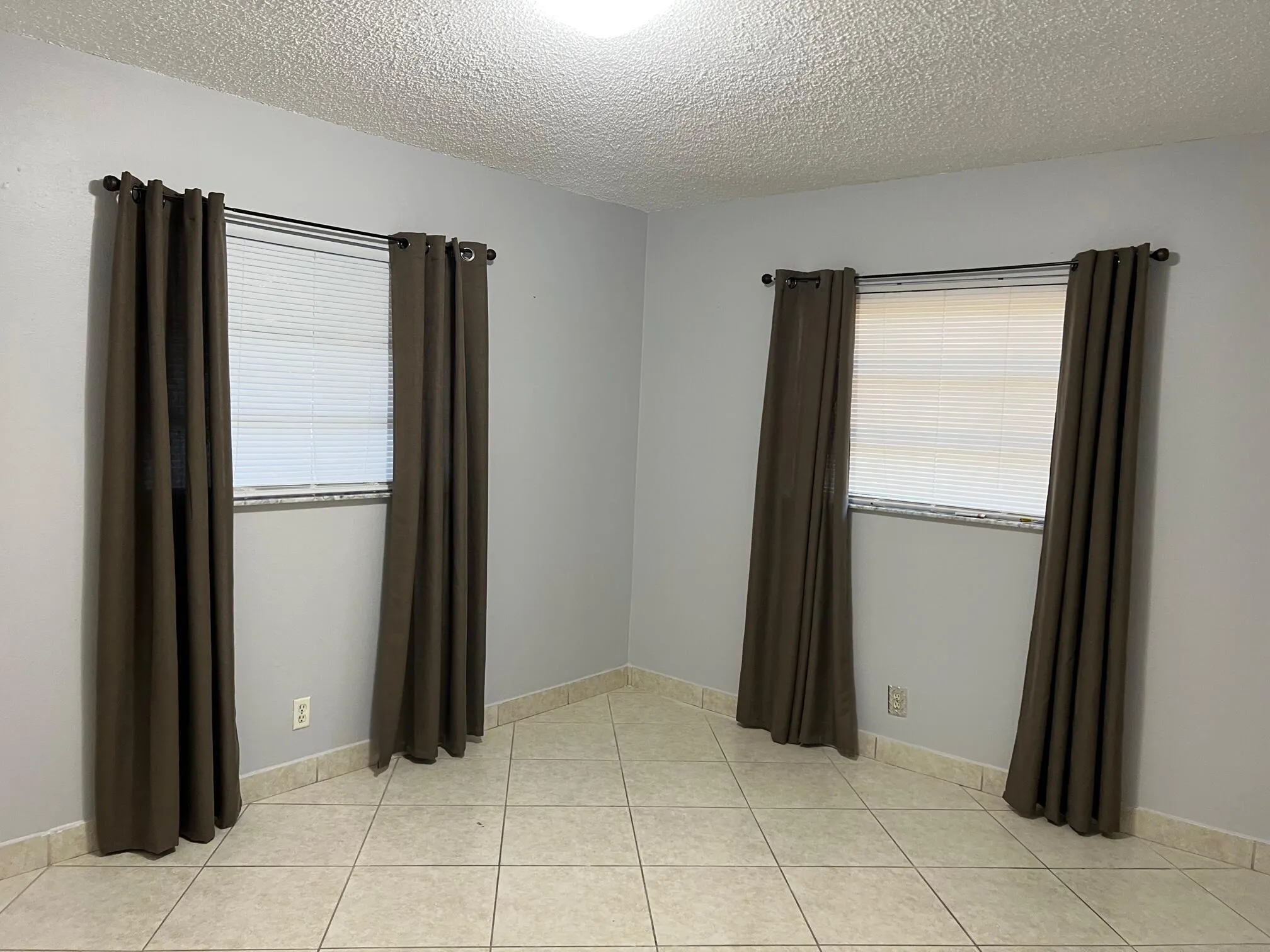 8267 SE SWAN Avenue SE #8267