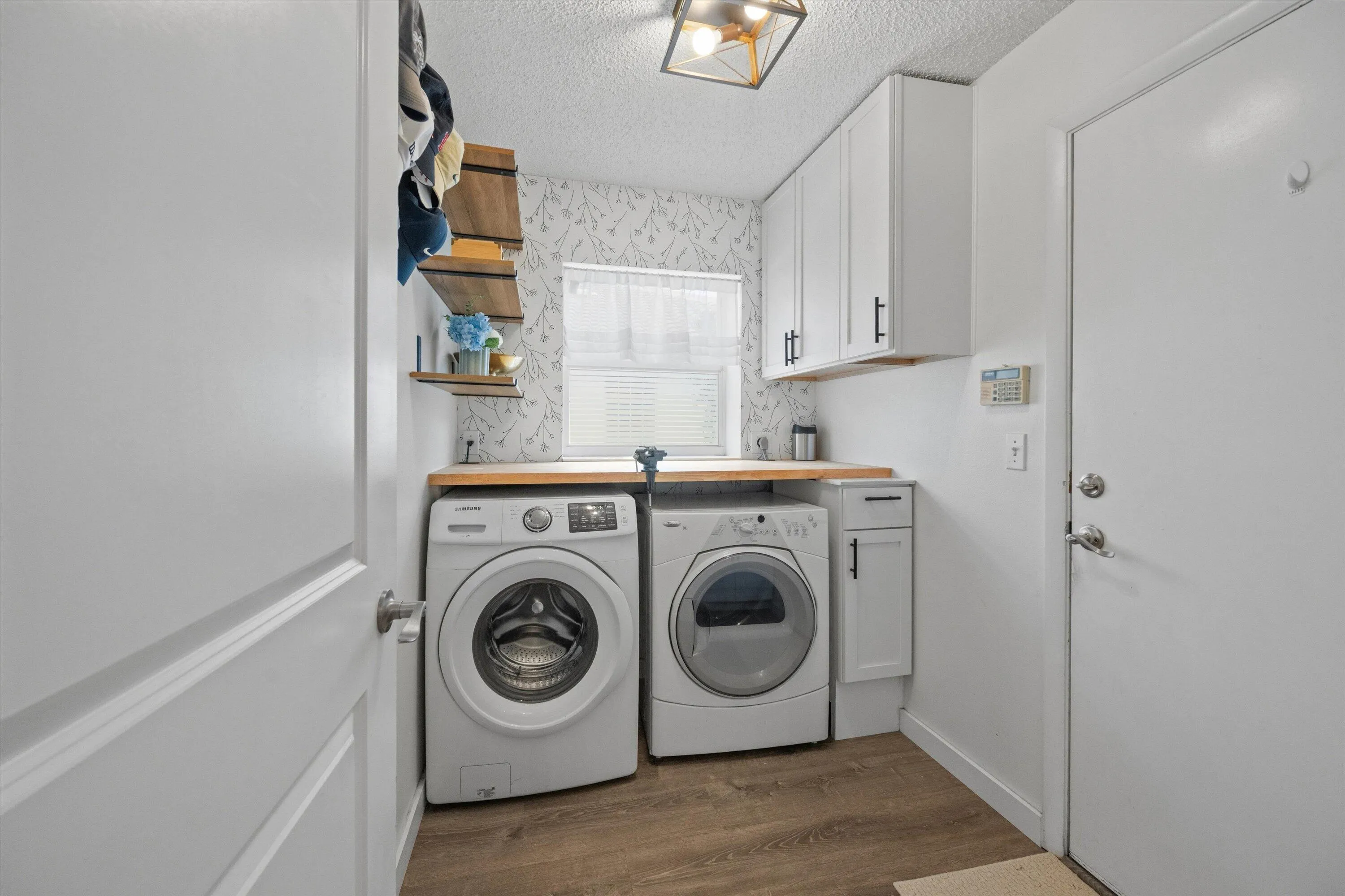1610 LAKEFIELD NORTH Court