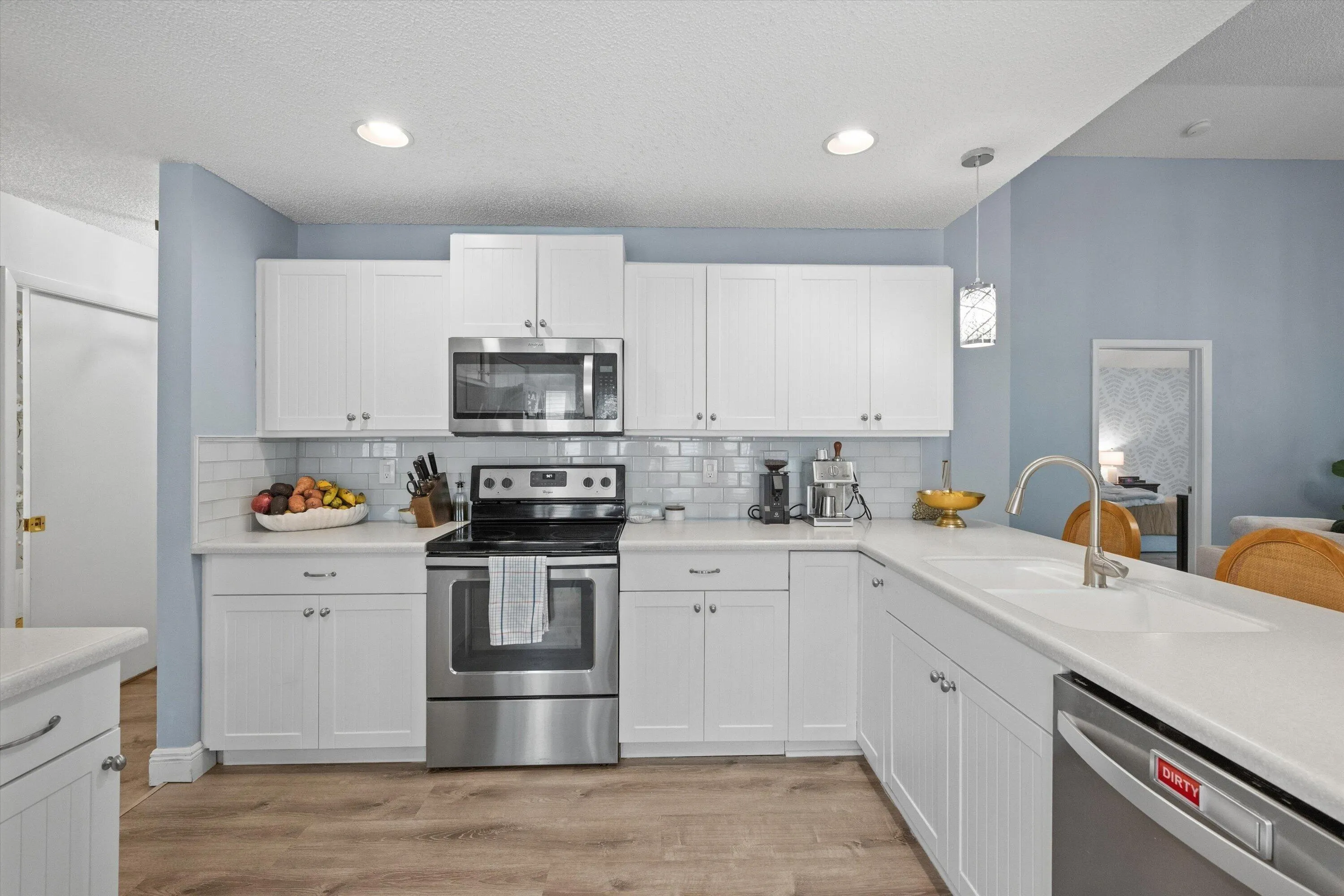 1610 LAKEFIELD NORTH Court