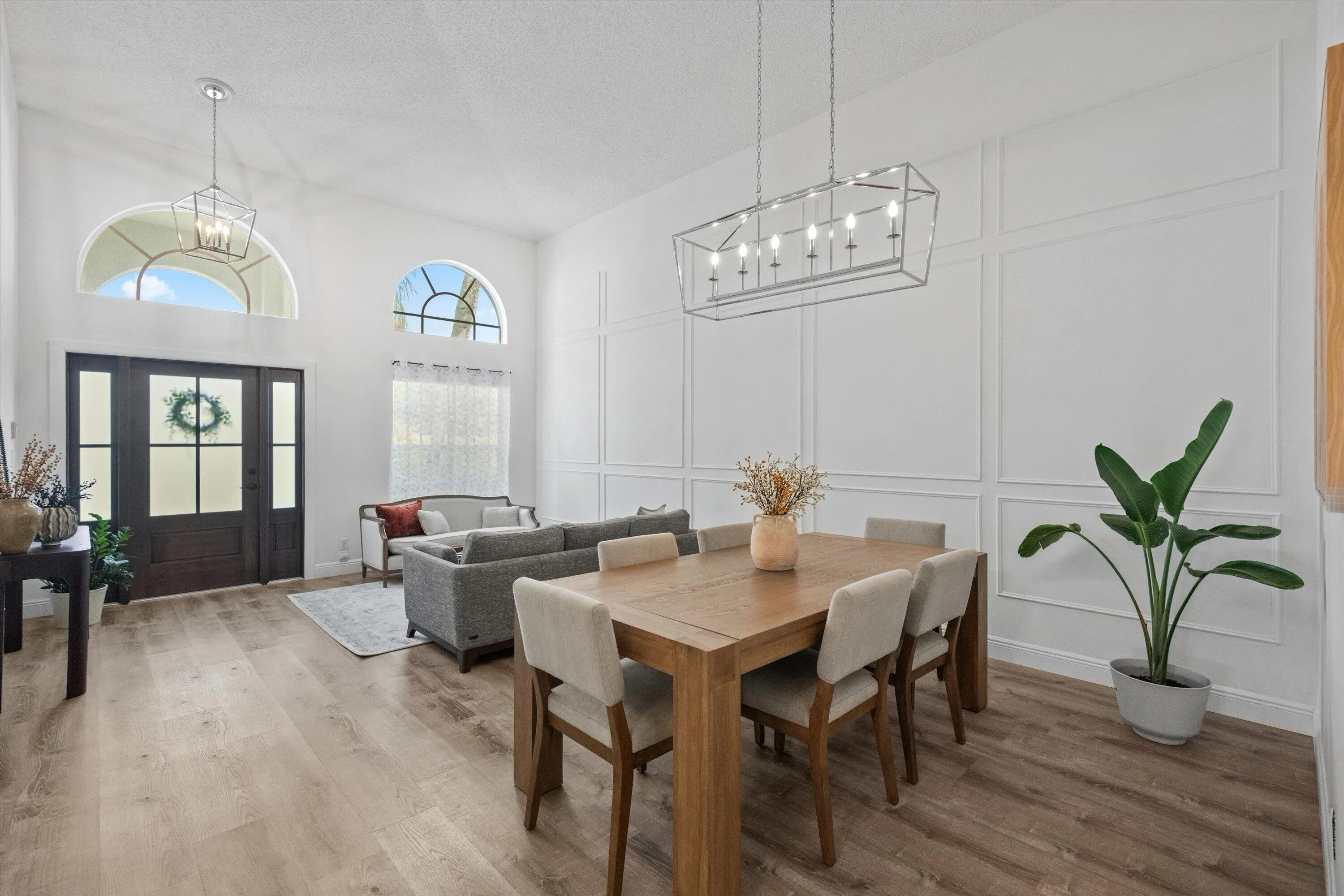 1610 LAKEFIELD NORTH Court