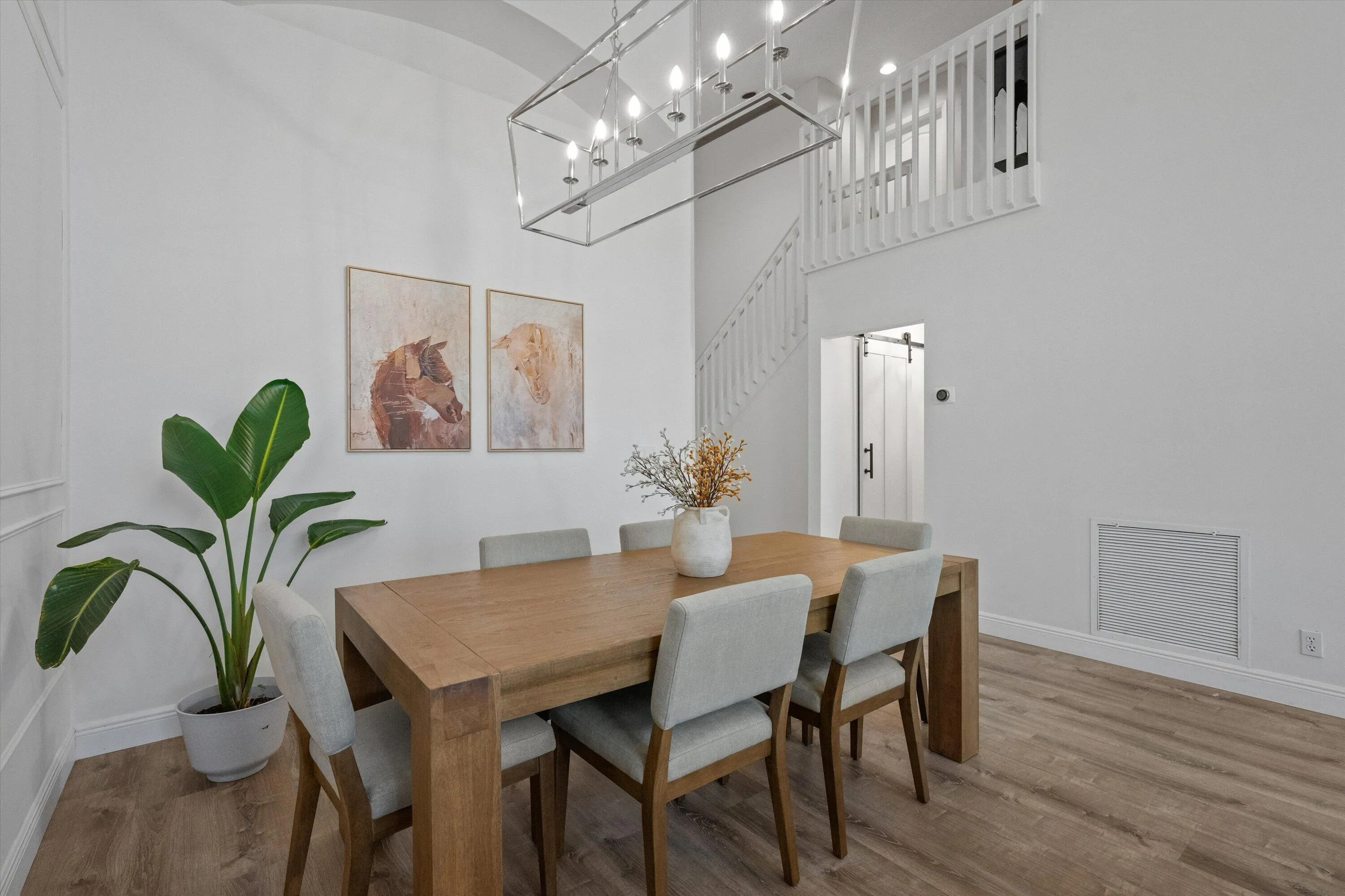 1610 LAKEFIELD NORTH Court