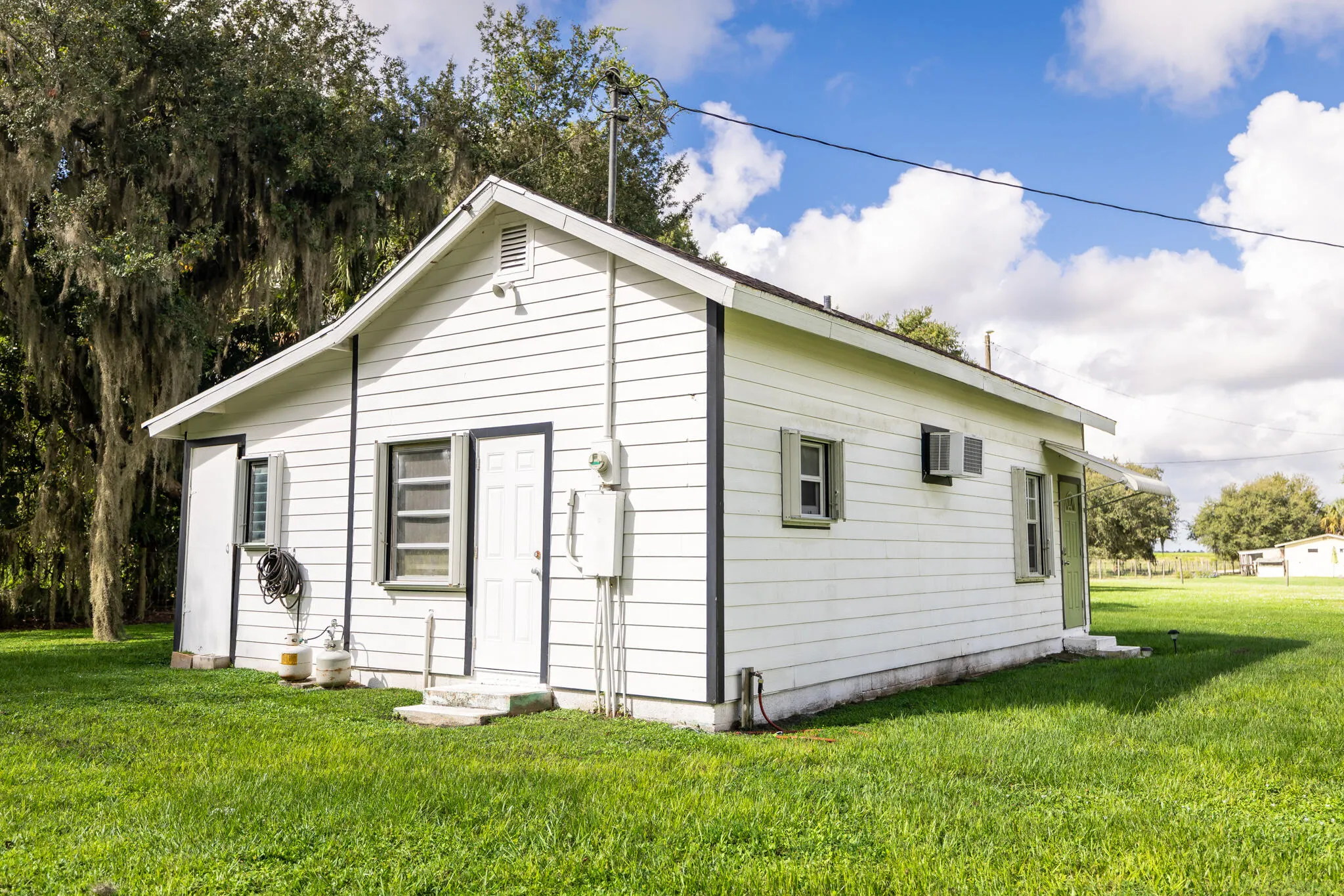 125 TUT N LUE Road