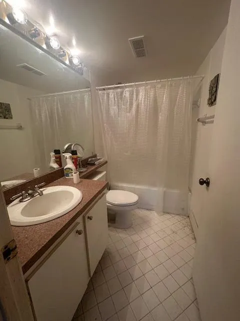 2975 SW 22ND Avenue #2020