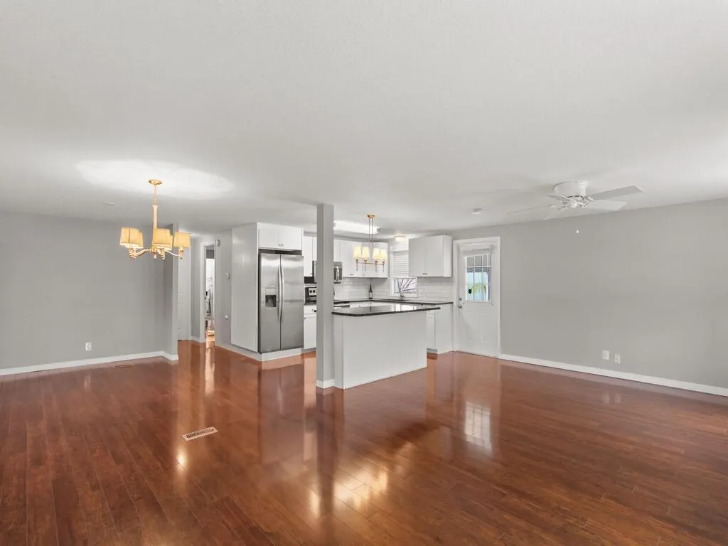 395 NE Jade Circle
