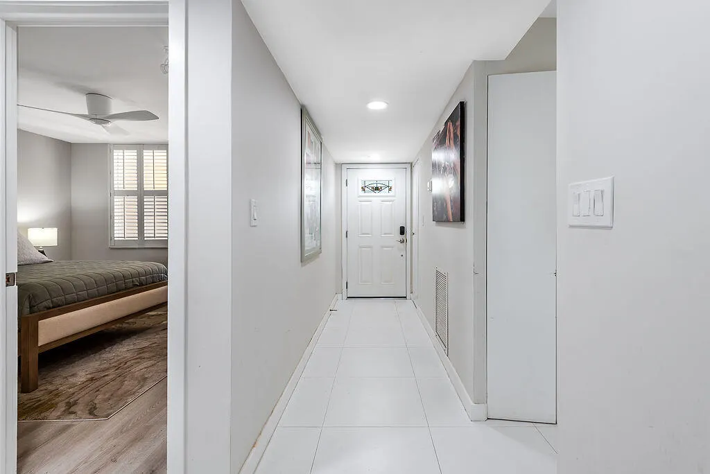985 SE 19th Avenue #203