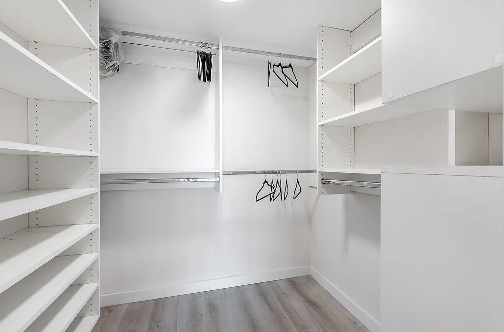 985 SE 19th Avenue #203