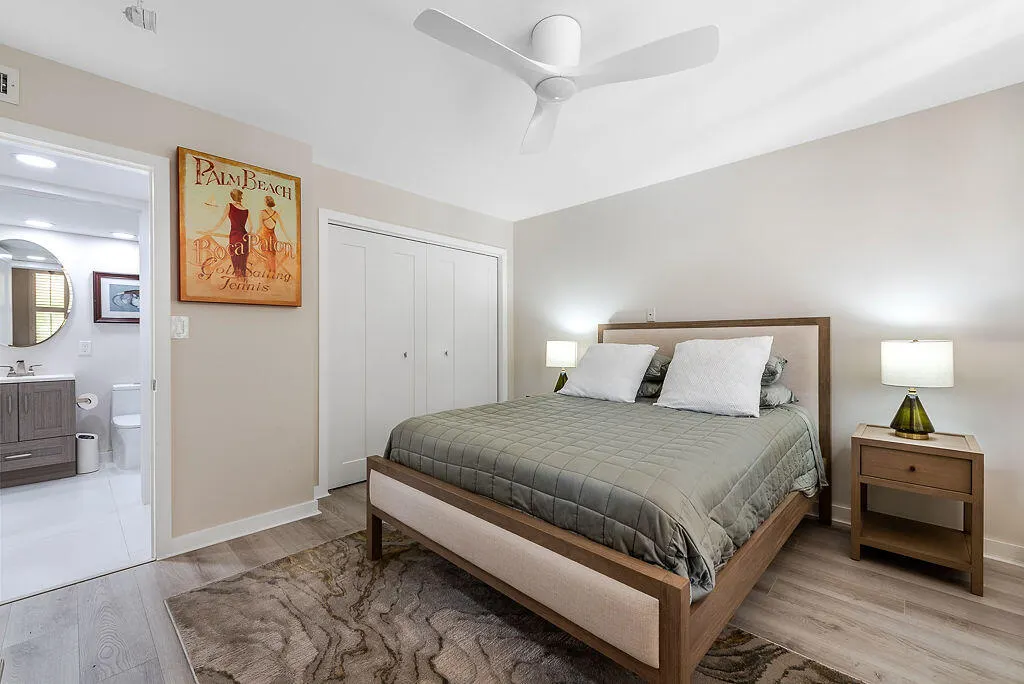 985 SE 19th Avenue #203