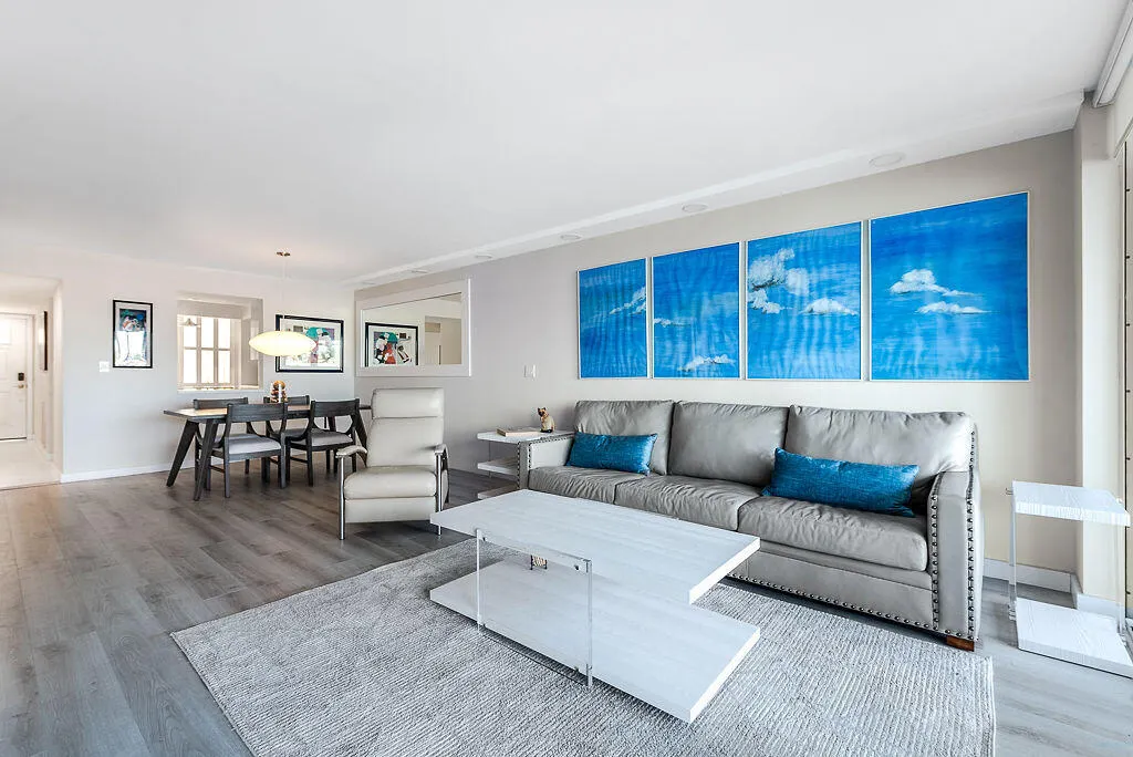 985 SE 19th Avenue #203