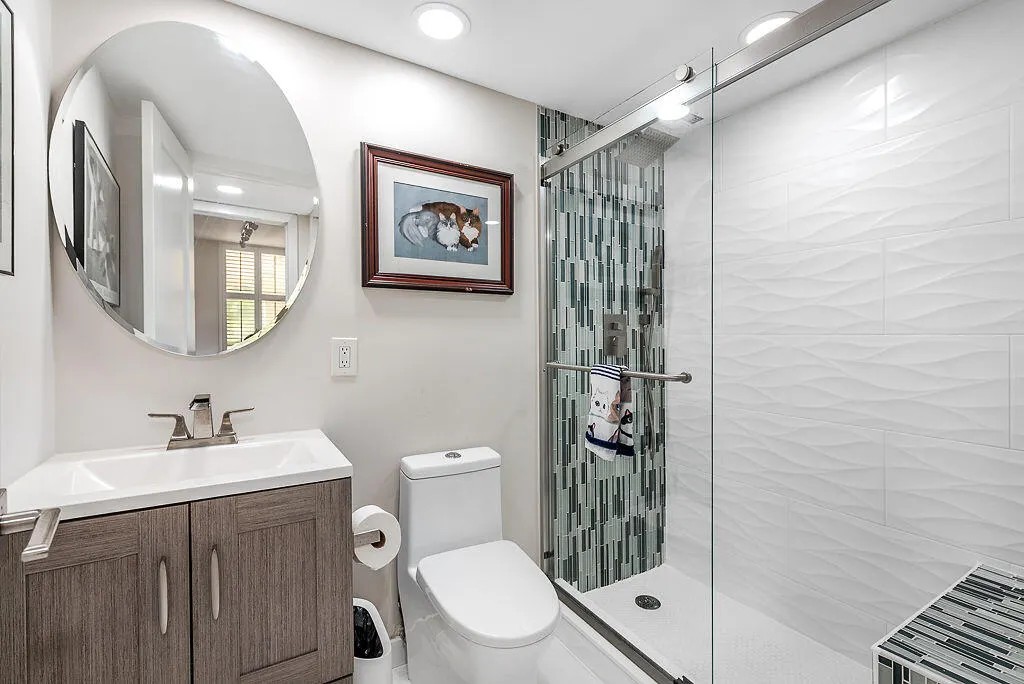 985 SE 19th Avenue #203