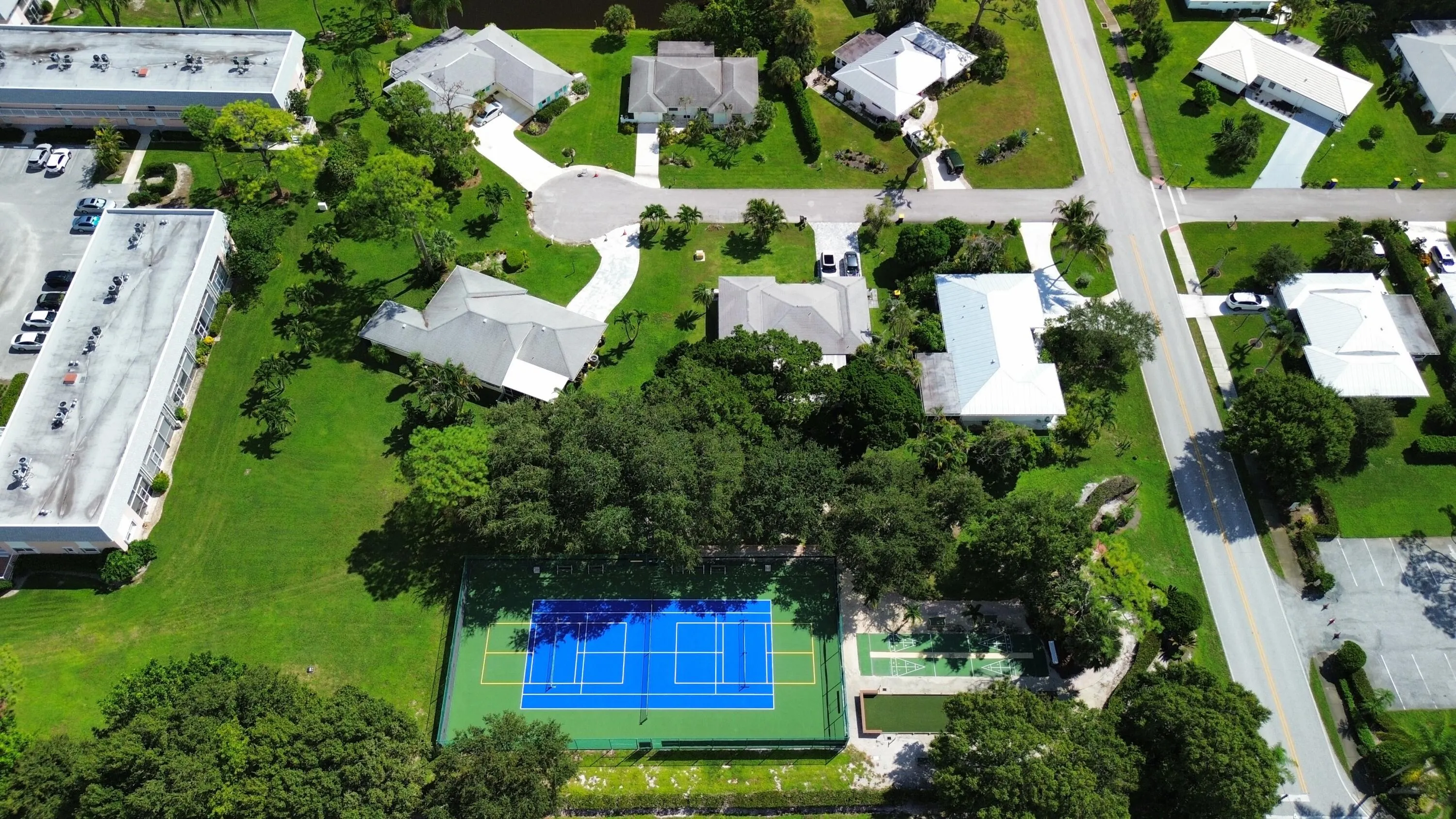 18081 SE COUNTRY CLUB Drive #21-207
