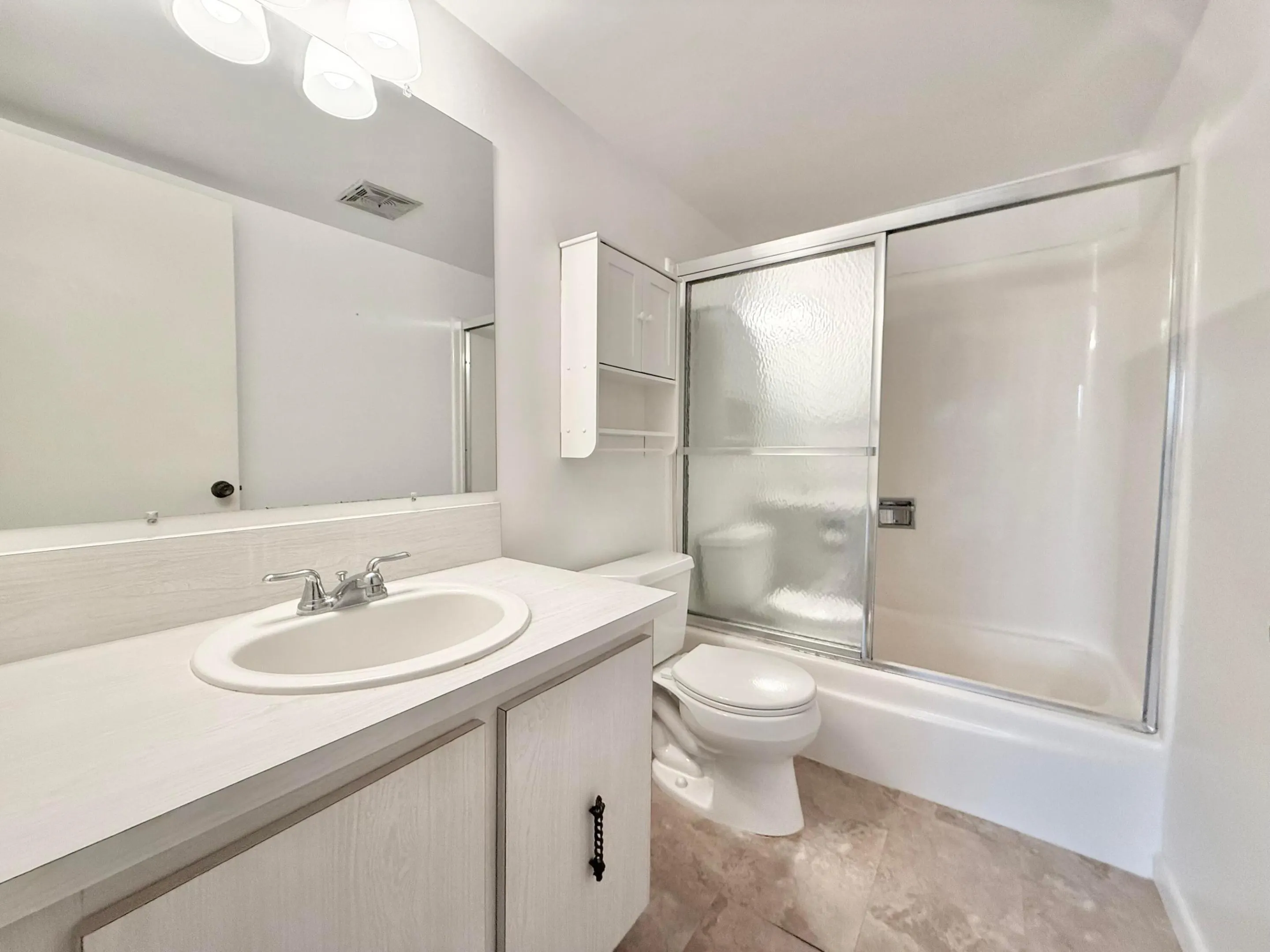 18081 SE COUNTRY CLUB Drive #21-207