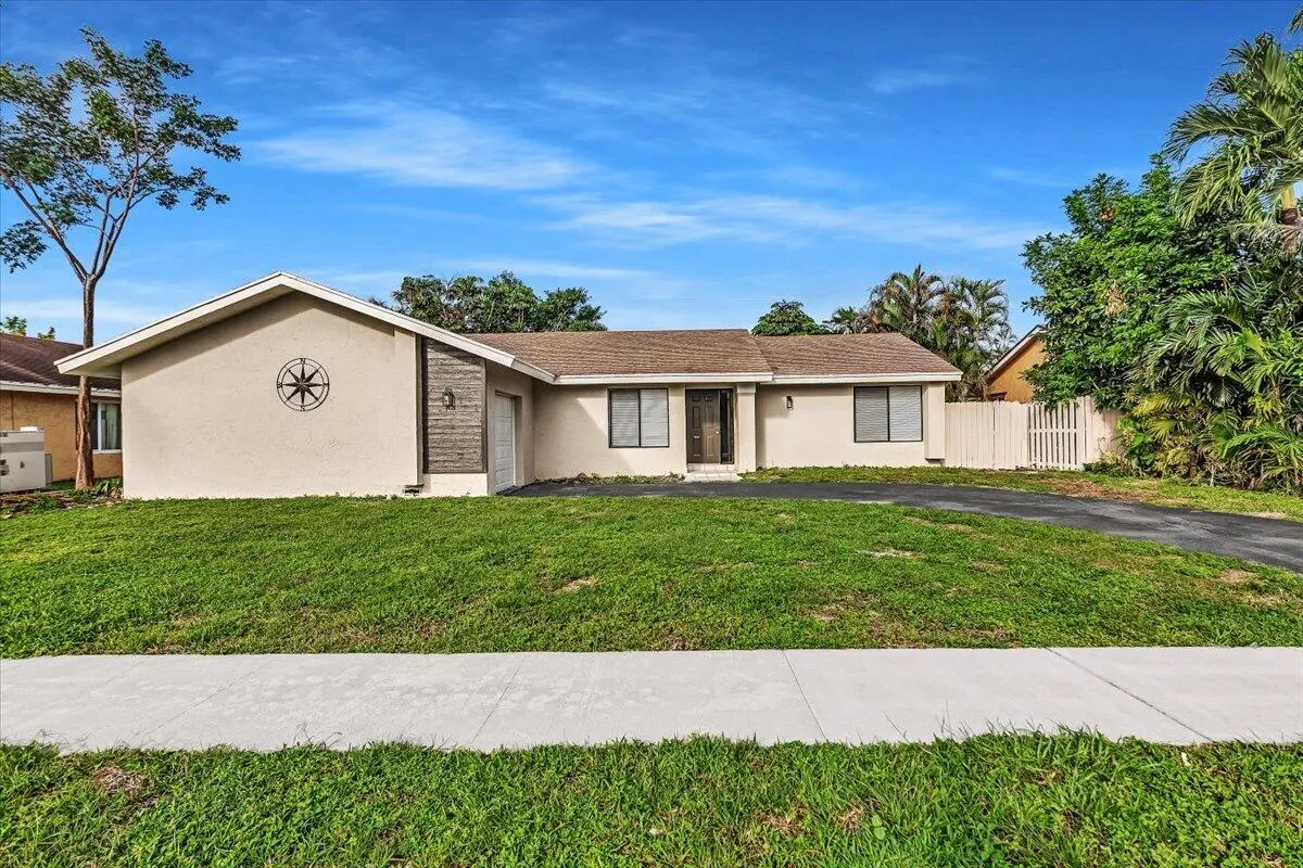 837 SW 56TH Avenue