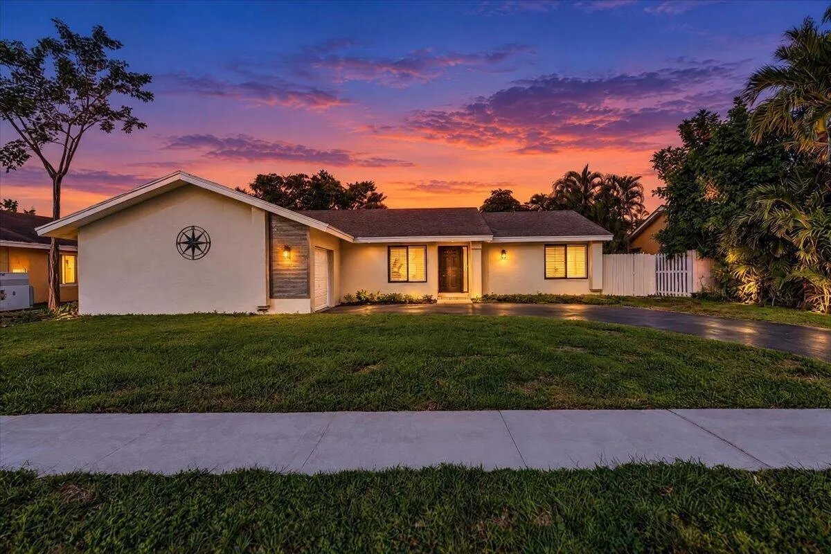 837 SW 56TH Avenue