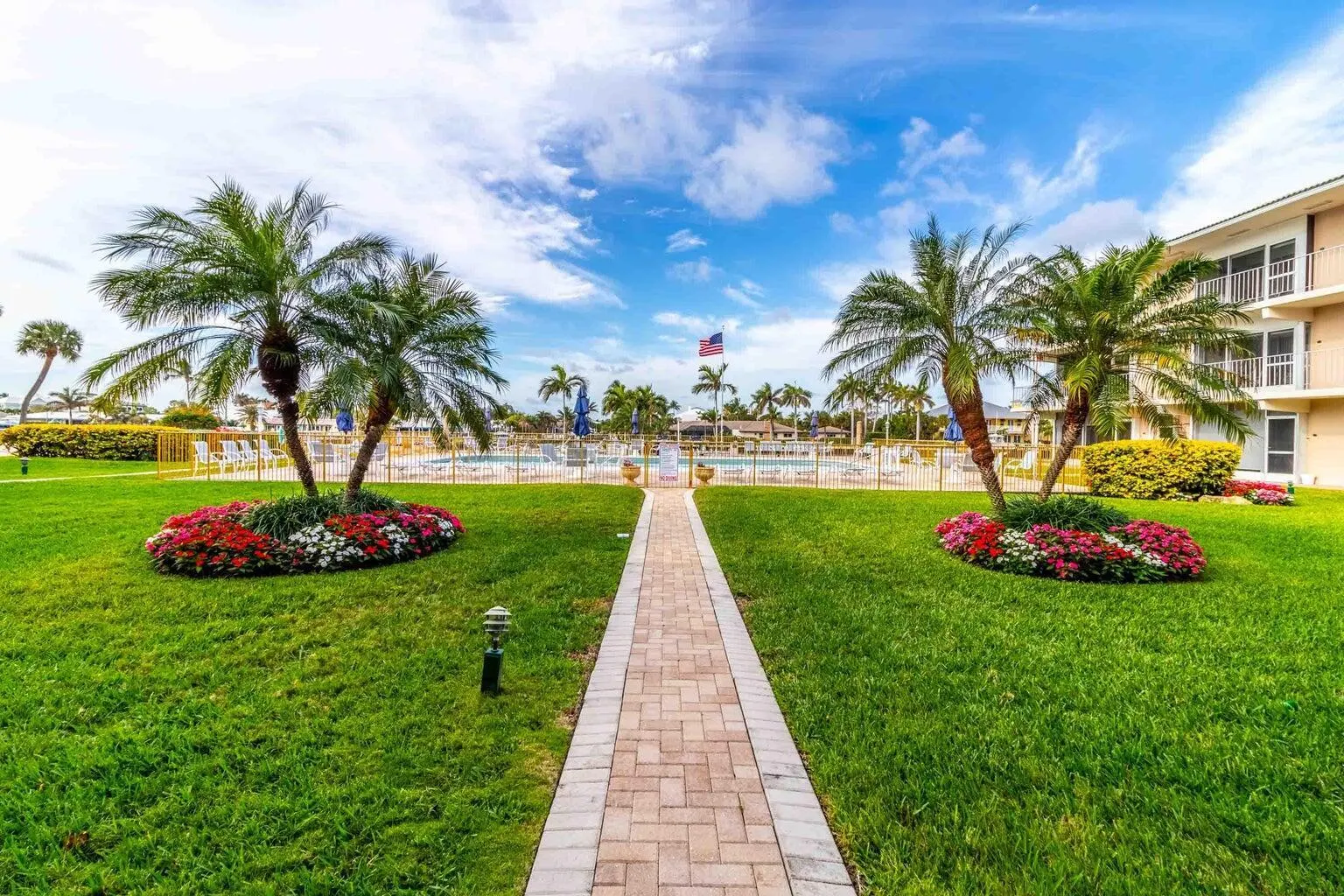 745 SE 19TH Avenue #124