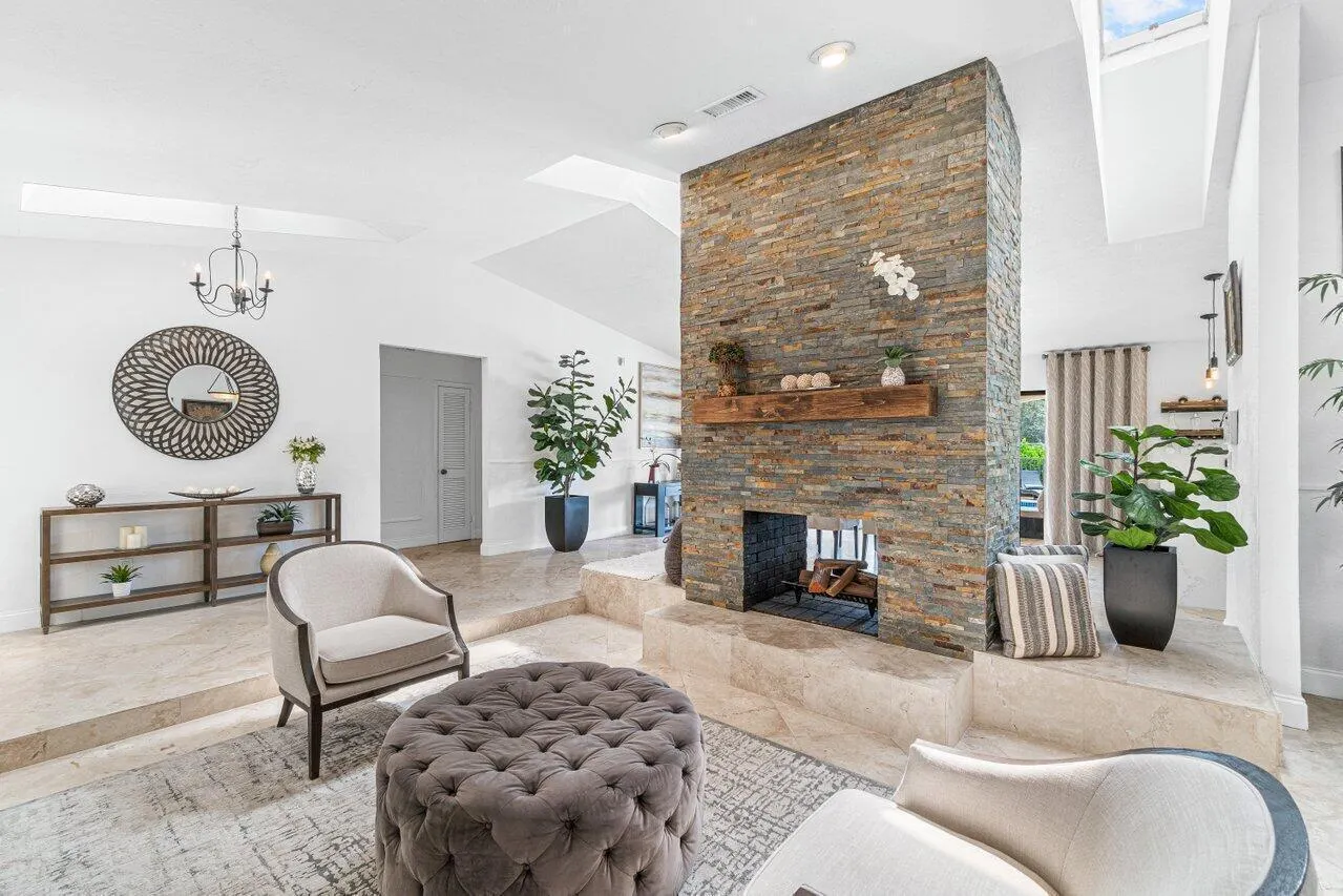2276 NW 36th Street