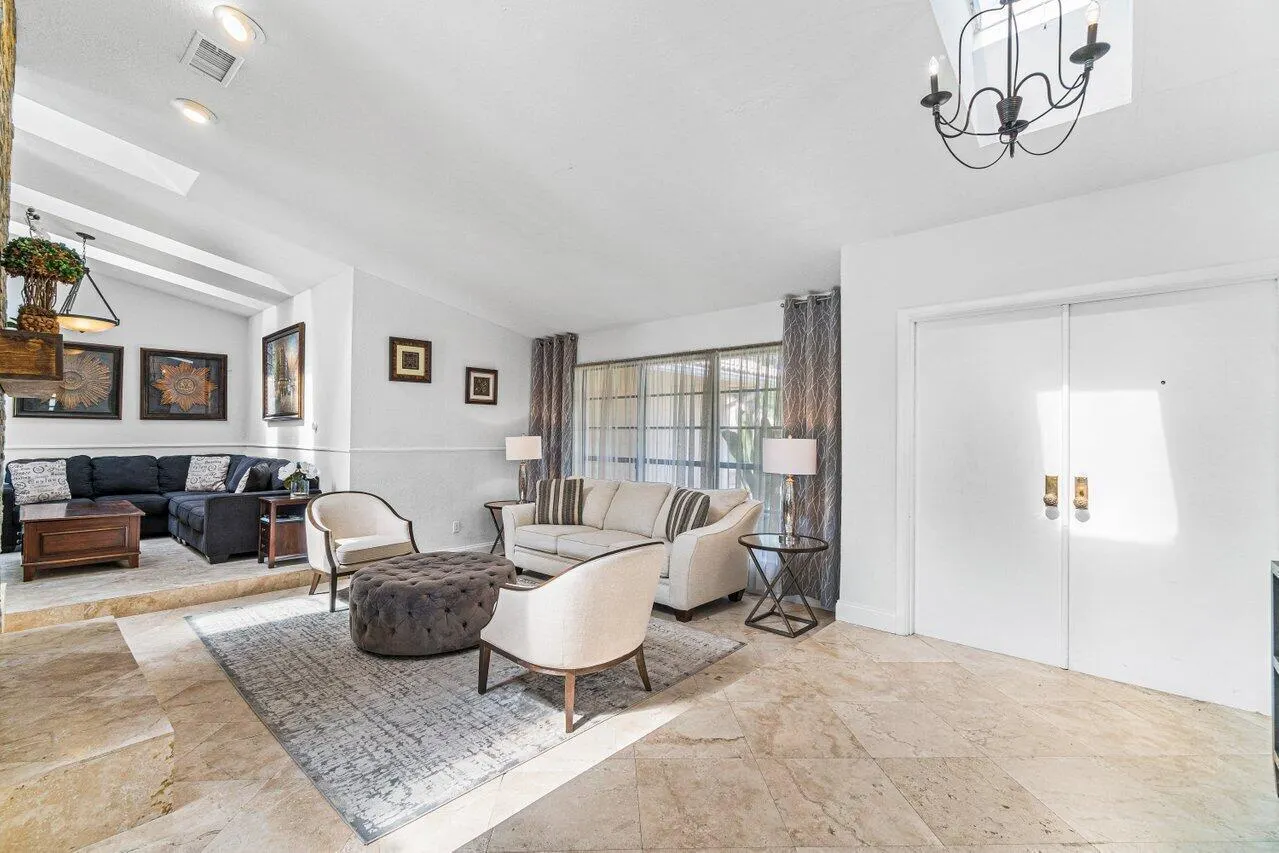 2276 NW 36th Street