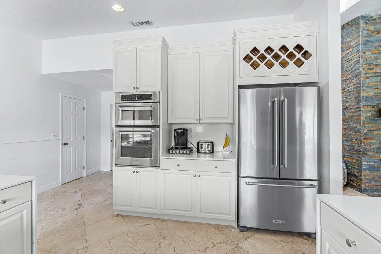 2276 NW 36th Street