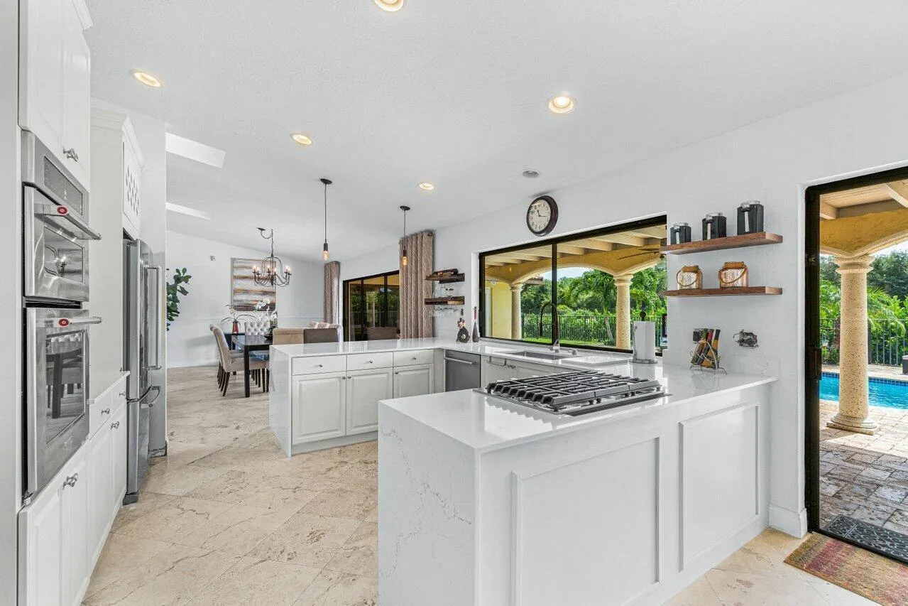 2276 NW 36th Street