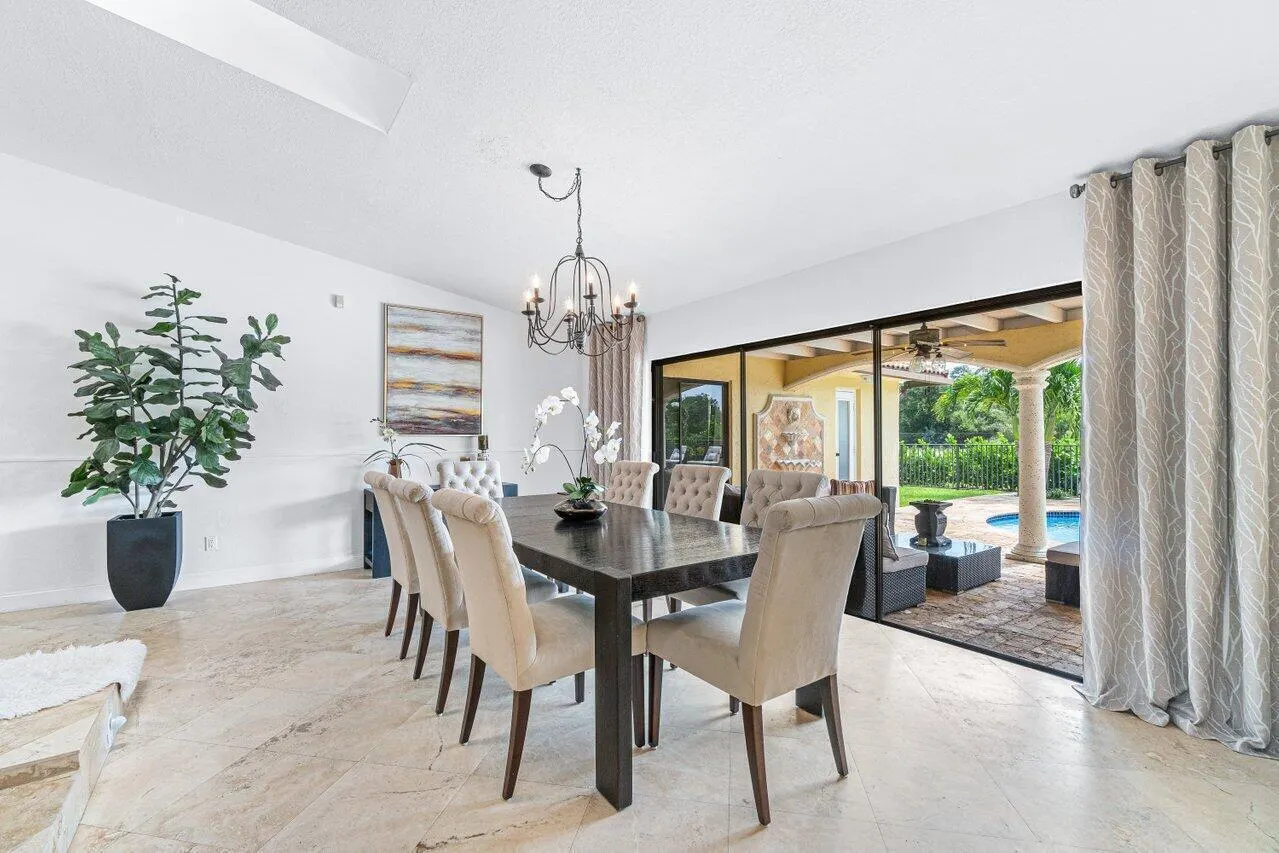 2276 NW 36th Street