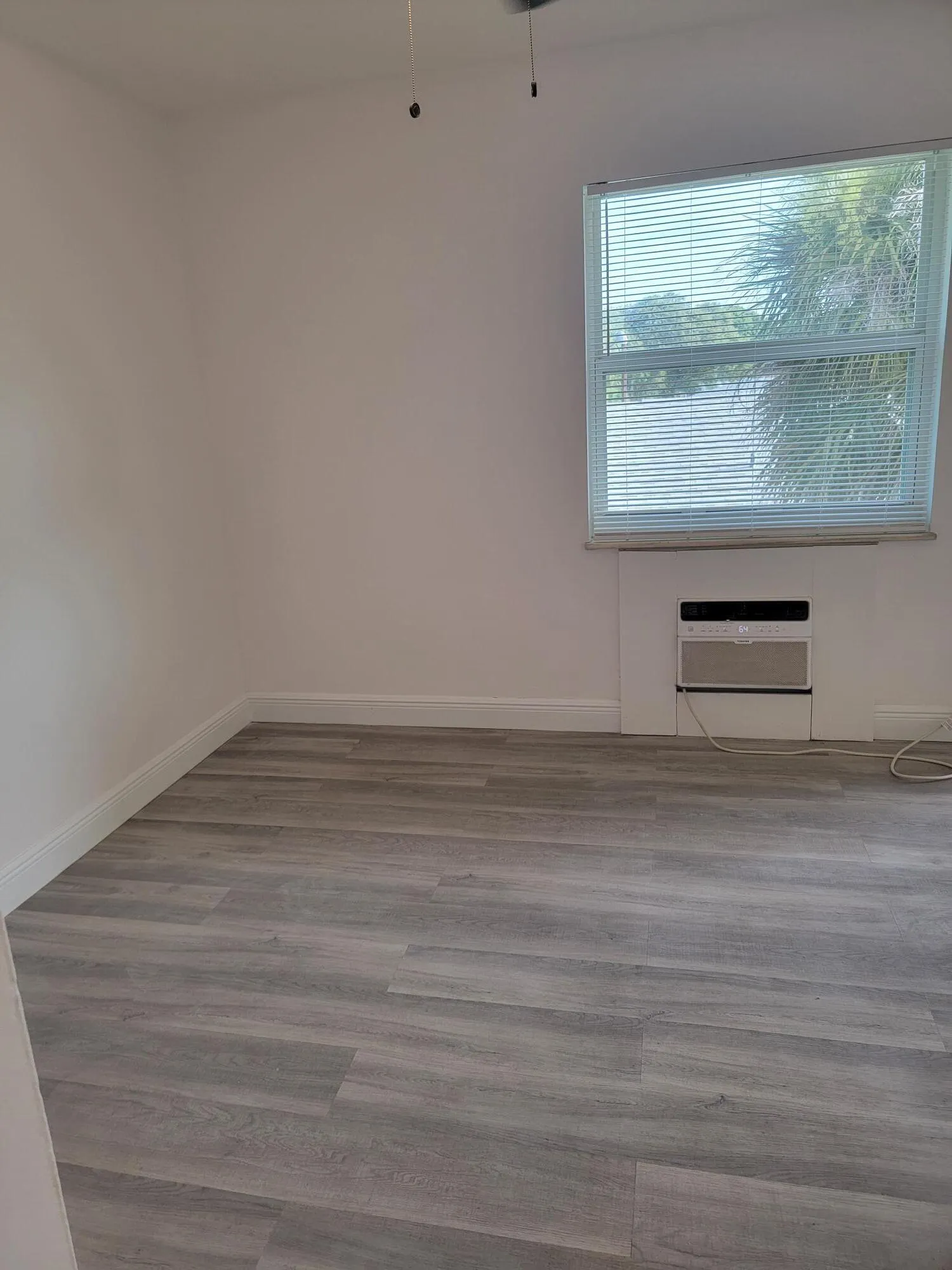 1775 Highland Avenue #4