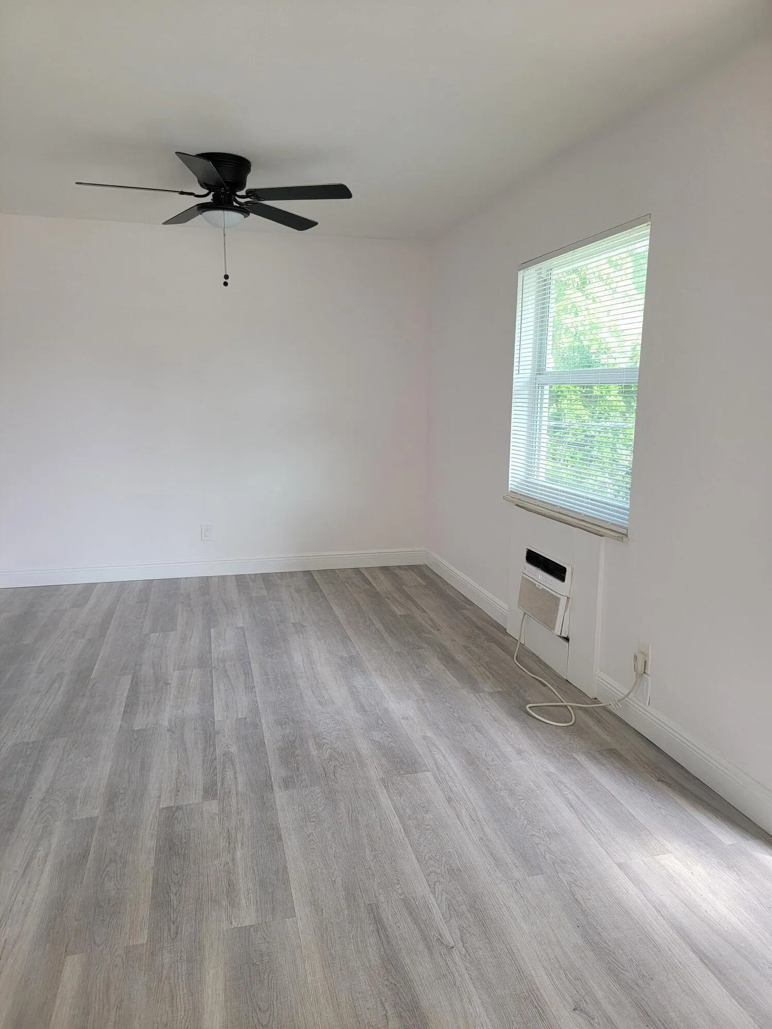 1775 Highland Avenue #4