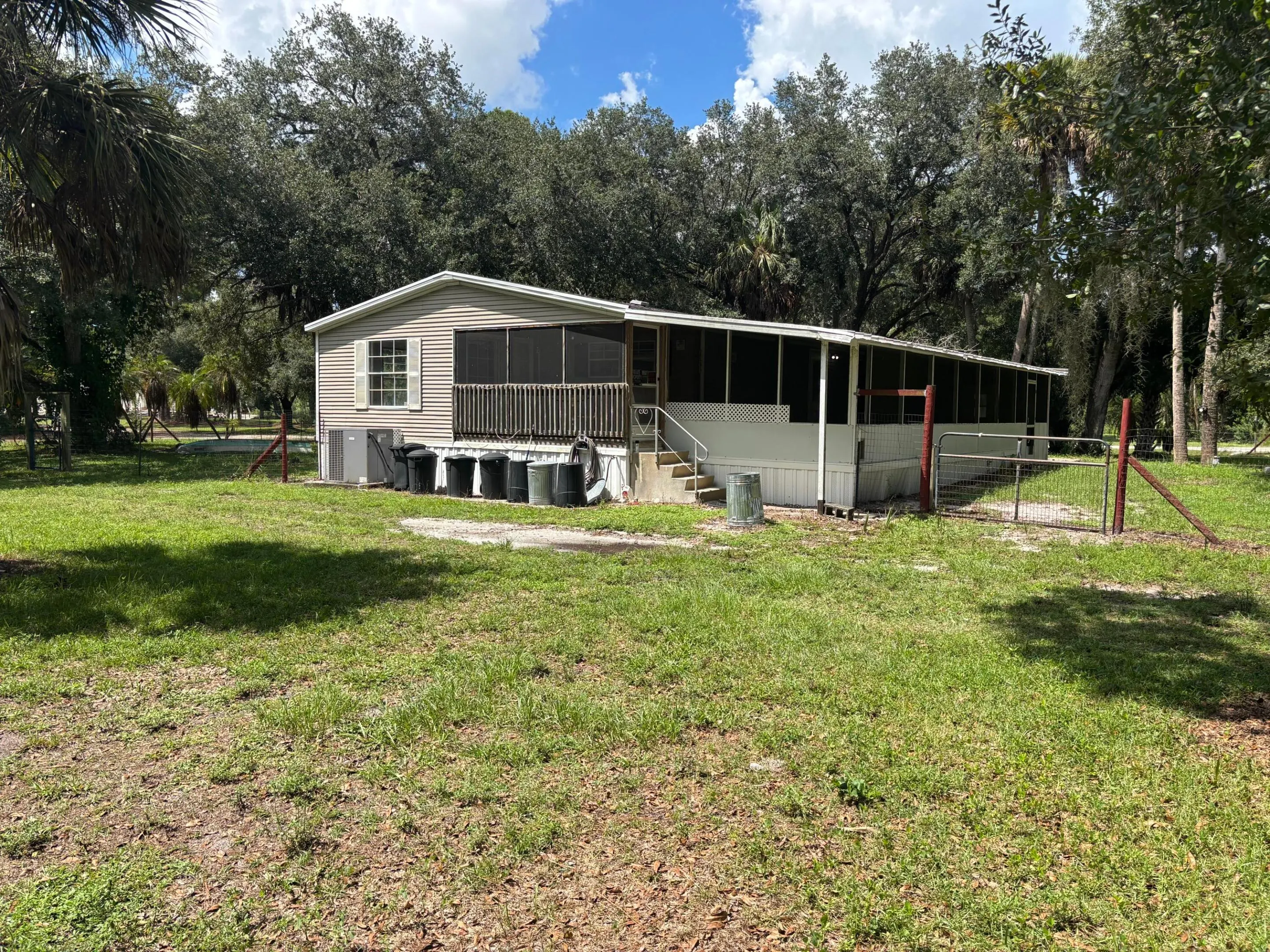 1415 Forest Lane