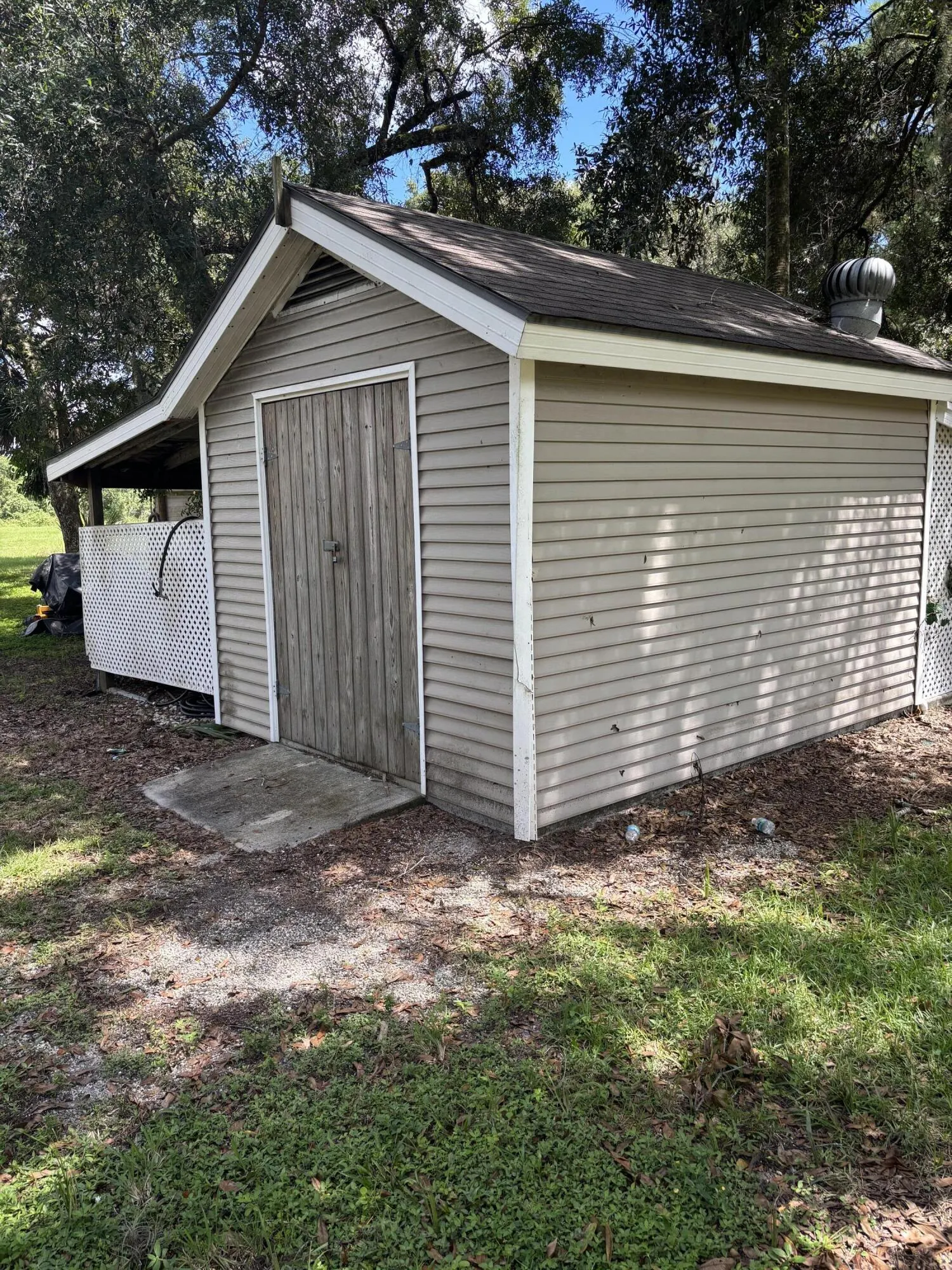 1415 Forest Lane