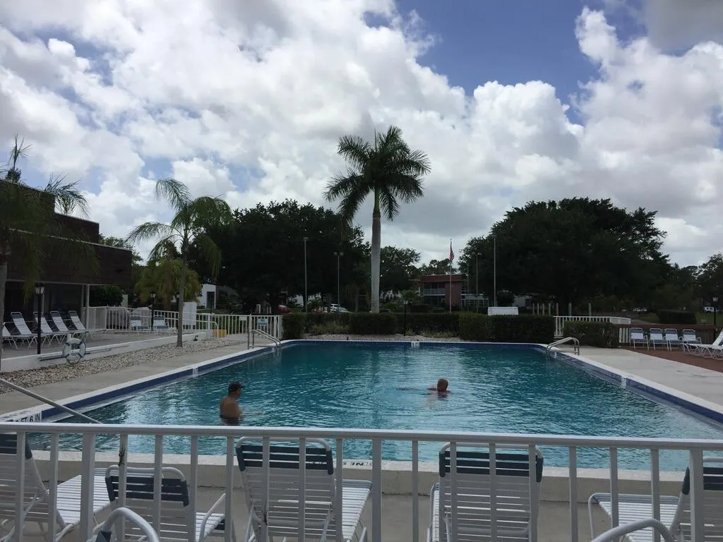 1225 NW 21st Street NW #Fl 1505