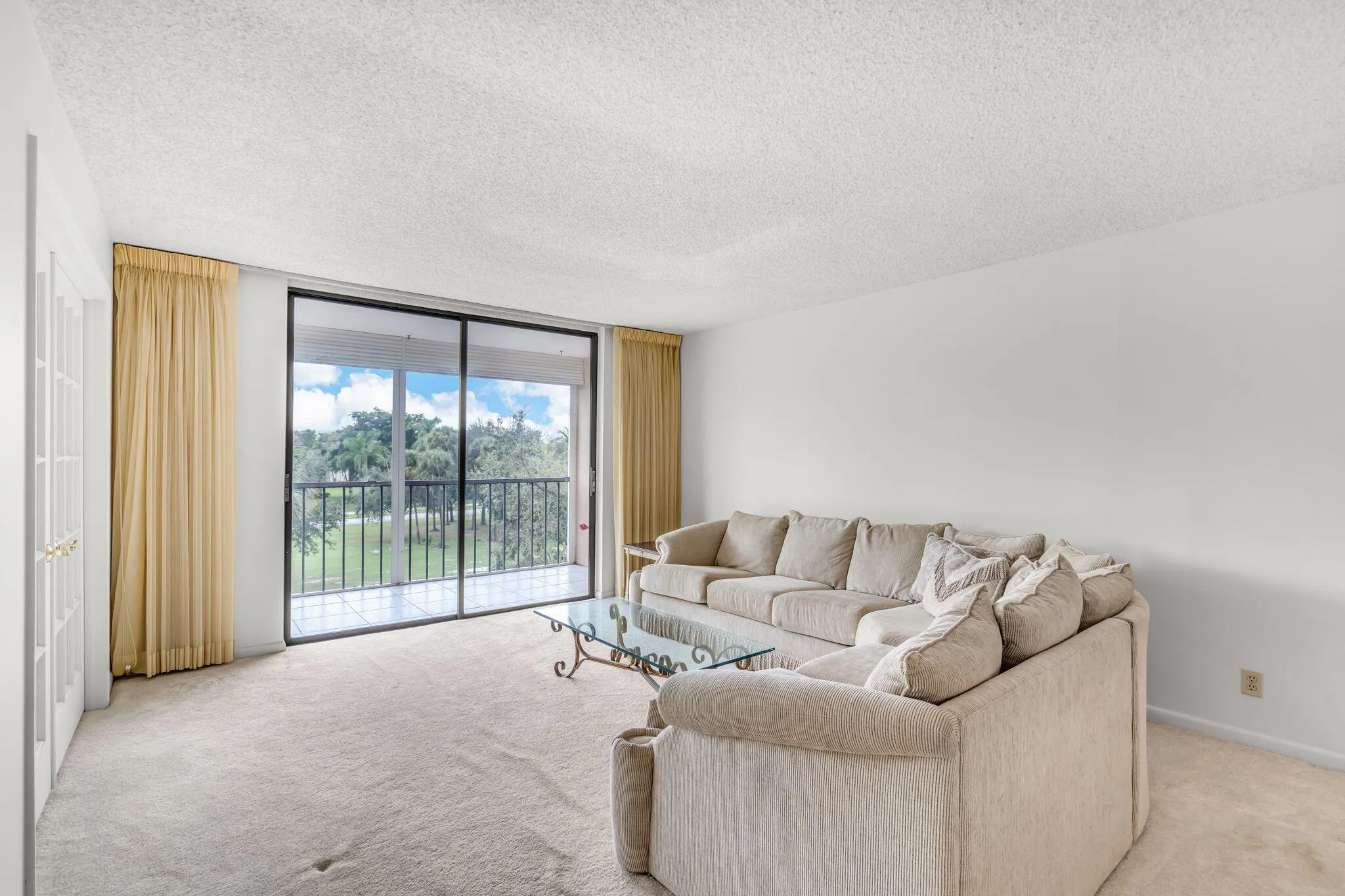 2440 DEER CREEK COUNTRY CLUB Boulevard #405-C