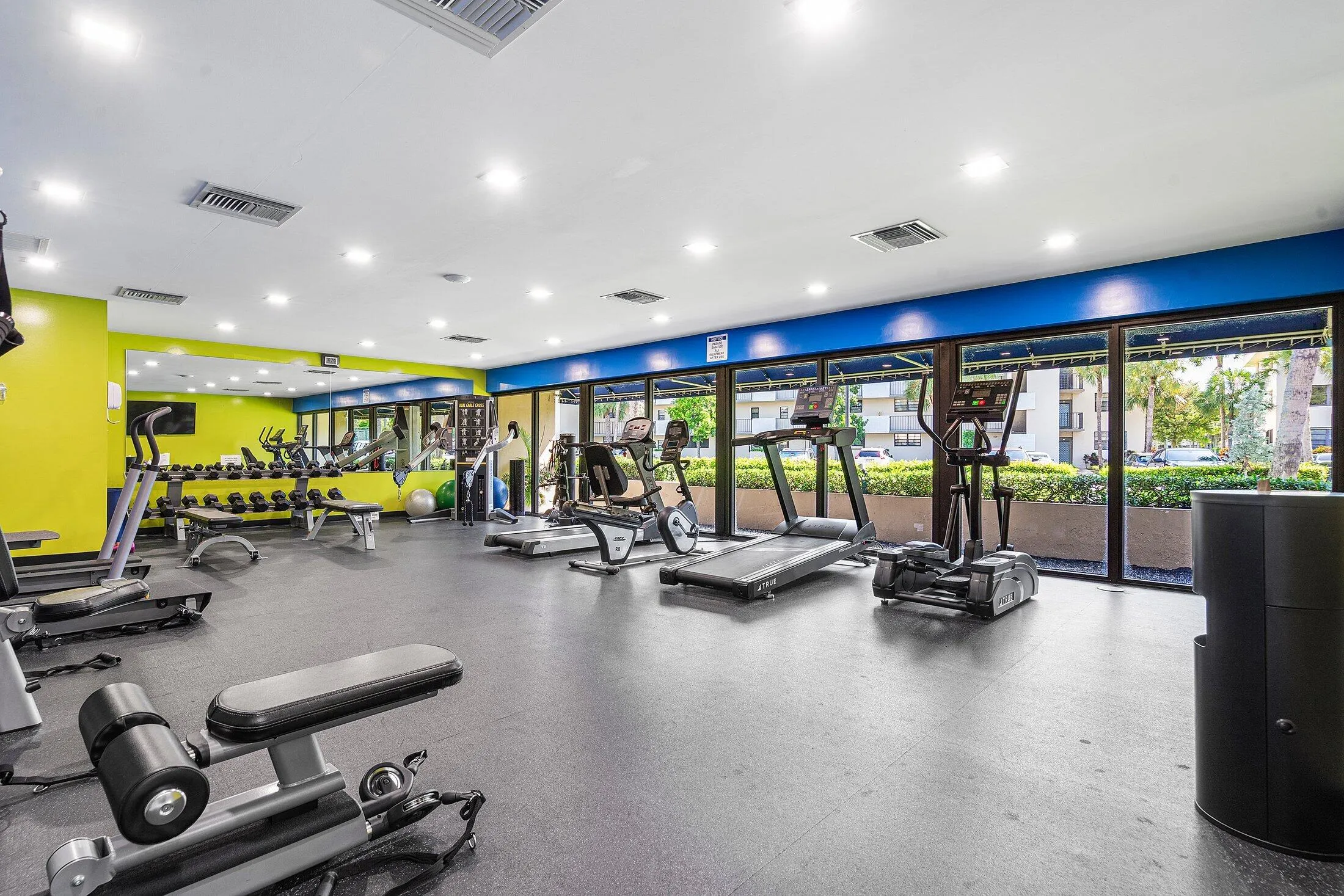 2440 DEER CREEK COUNTRY CLUB Boulevard #405-C