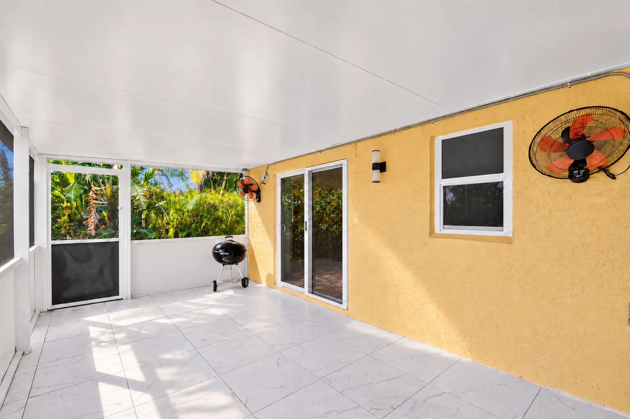 7099 PINE MANOR Drive