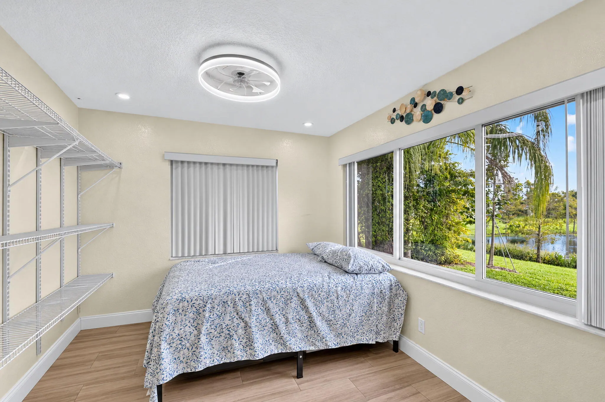 7099 PINE MANOR Drive