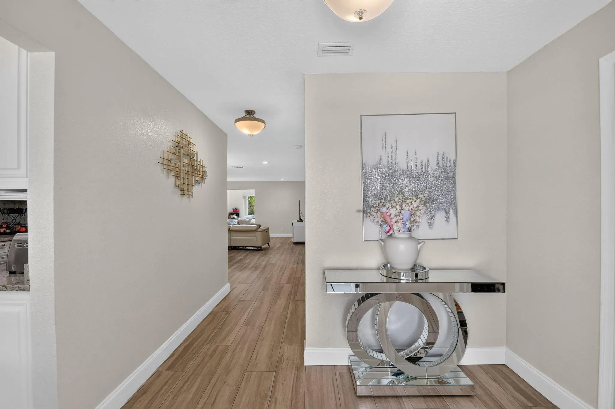 7099 PINE MANOR Drive