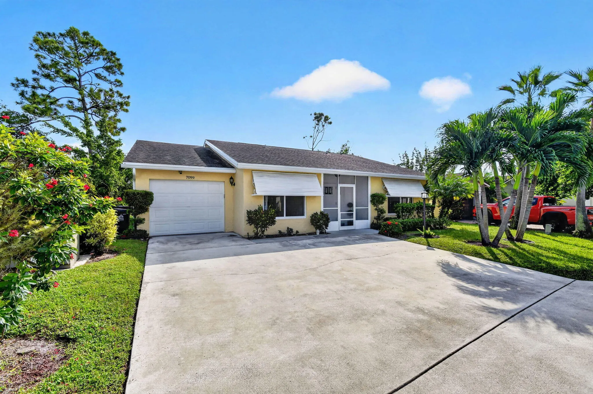 7099 PINE MANOR Drive
