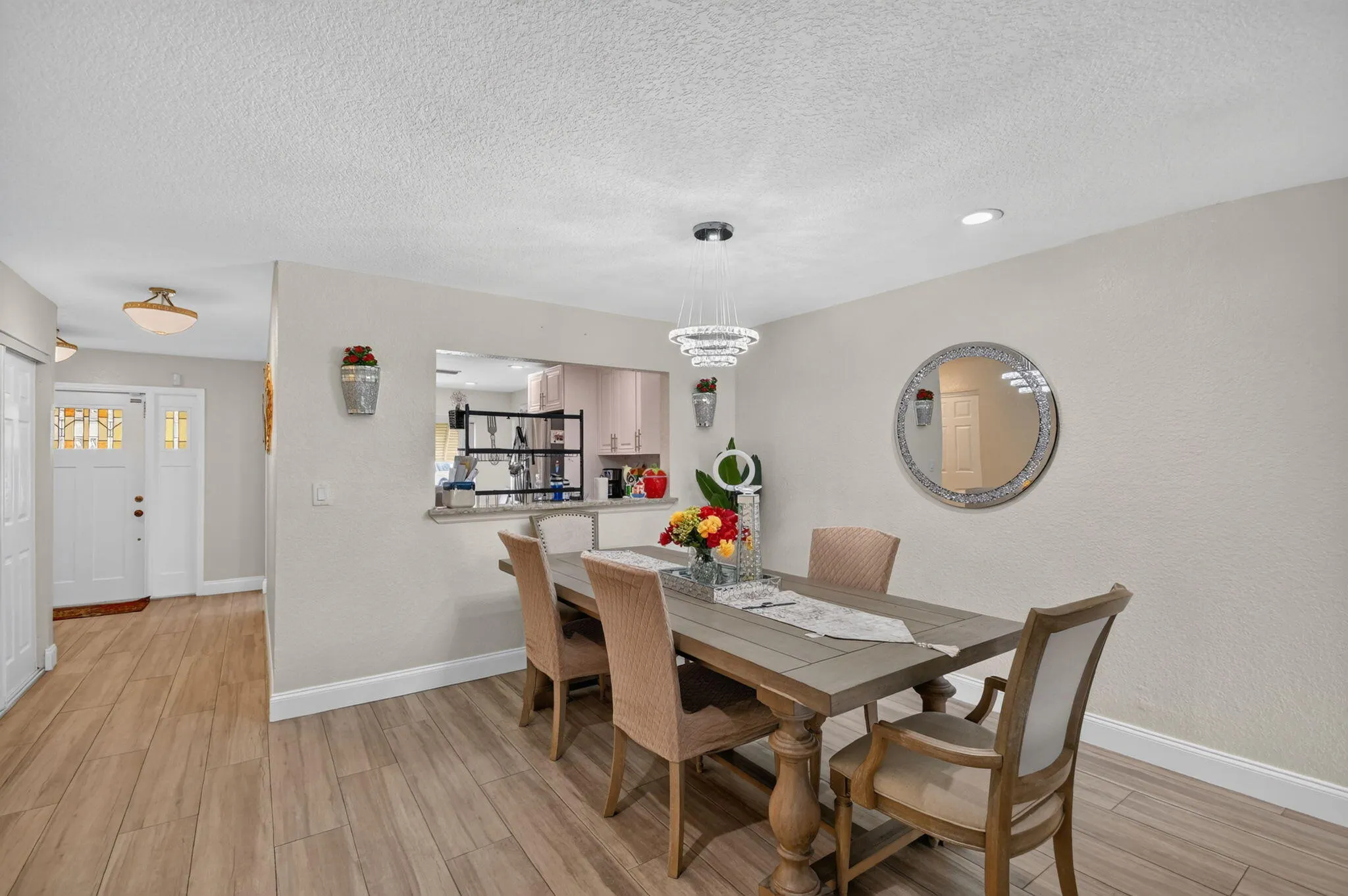 7099 PINE MANOR Drive